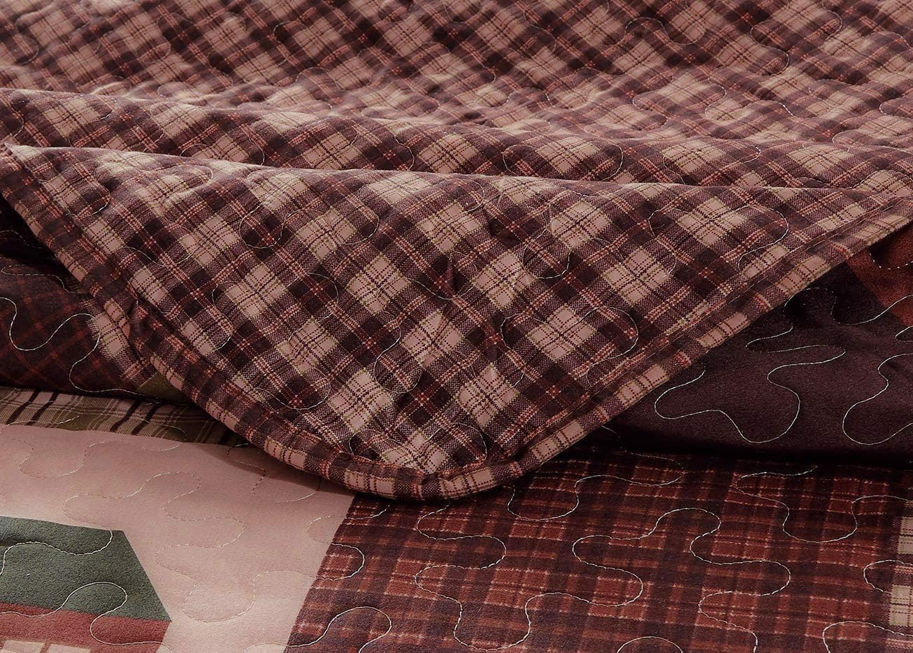 Western Wildlife Southwest Cabin Lodge Quilted Bedspread Set with Patchwork of Bears Deer Tribal and Plaid Patterns in Green and Brown Colors (Alpine Trail, Twin)