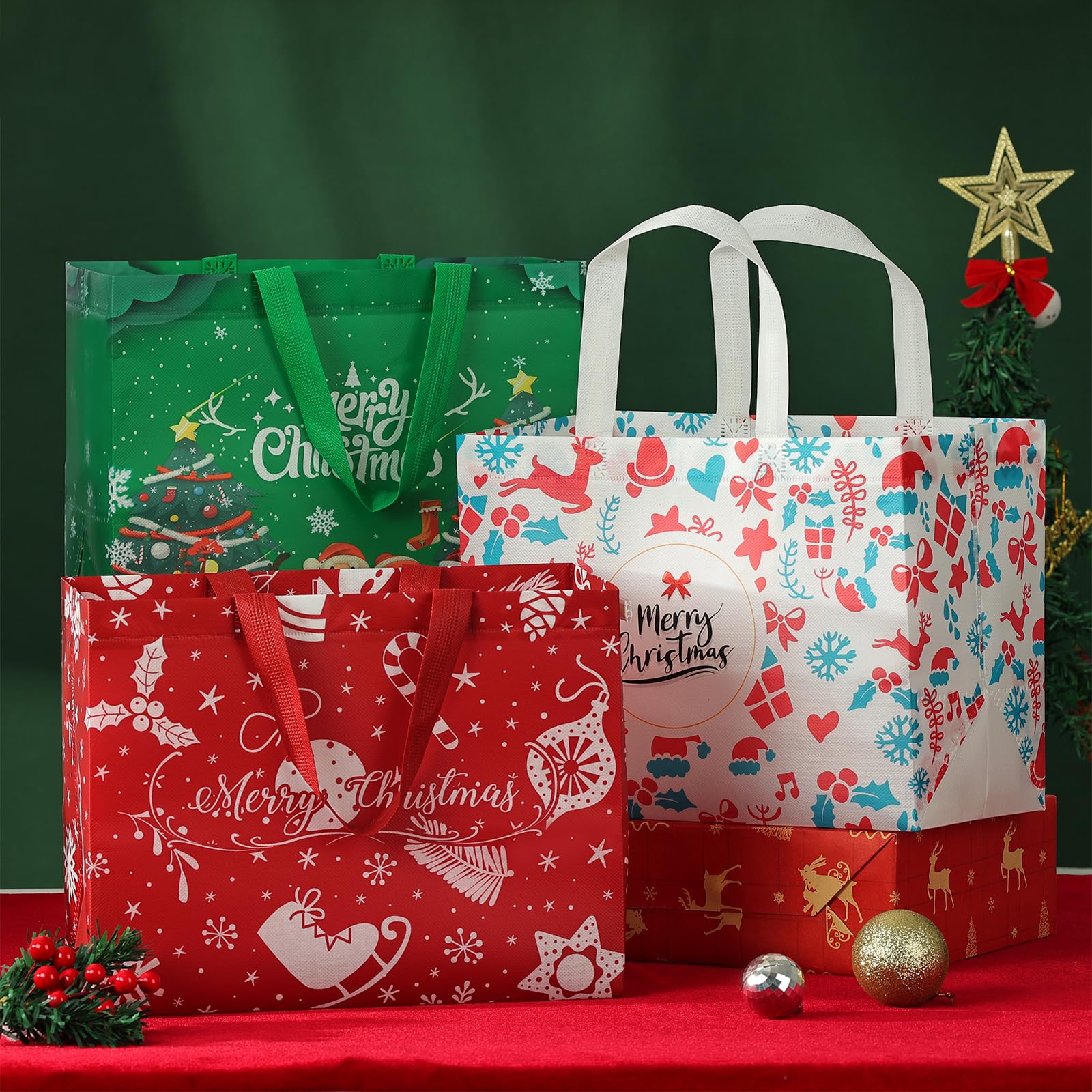 JMANNI 10 bolsas de Navidad multifuncionales no tejidas, envoltura de regalos, compras, suministros de fiesta de Navidad, 12.8 pulgadas, 9.8 pulgadas, 6.7 pulgadas