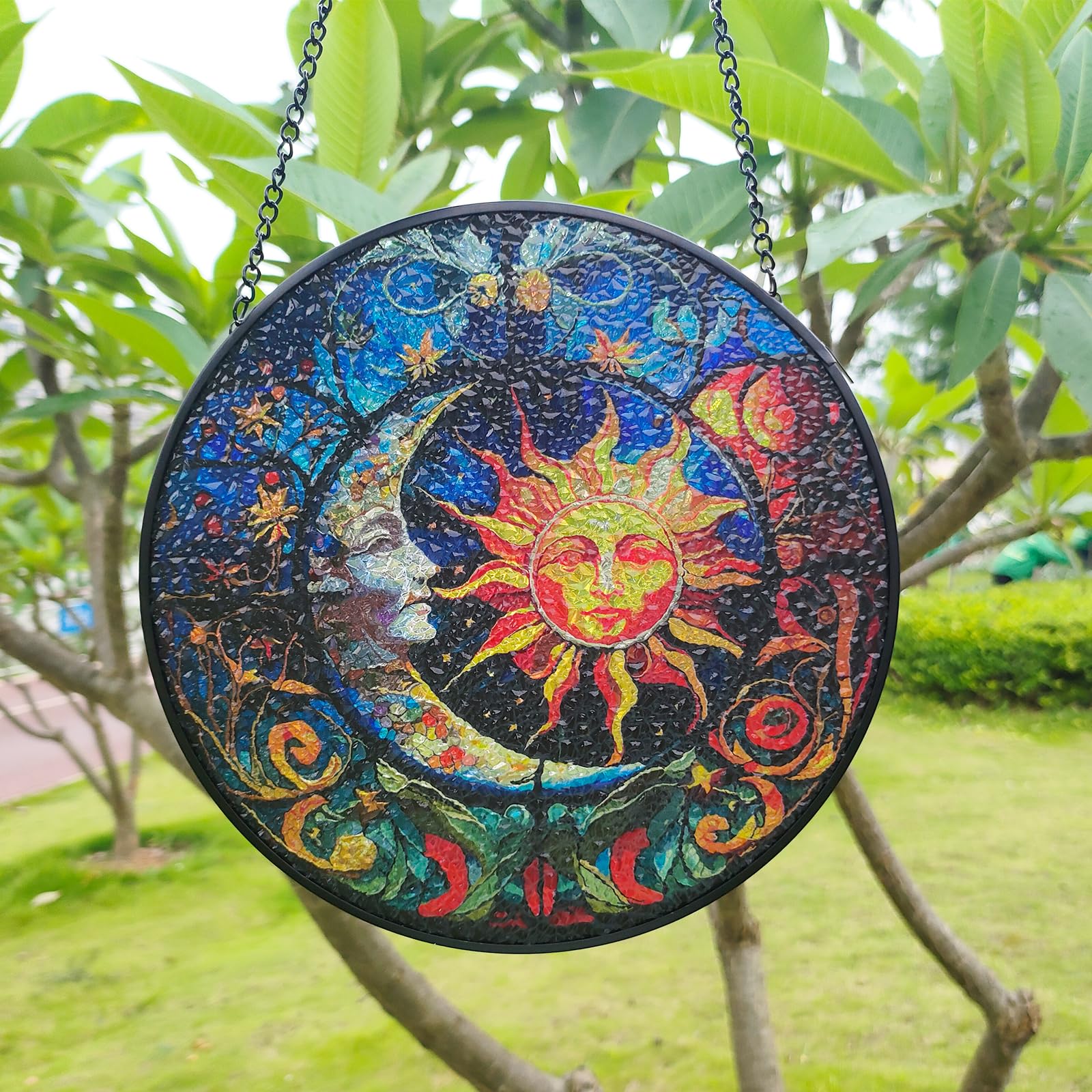 Buntglas-Fensterbehang Sonnenfänger – 20 Cm Durchmesser Mit Metallkette | Deko Für Garten & Wohnung