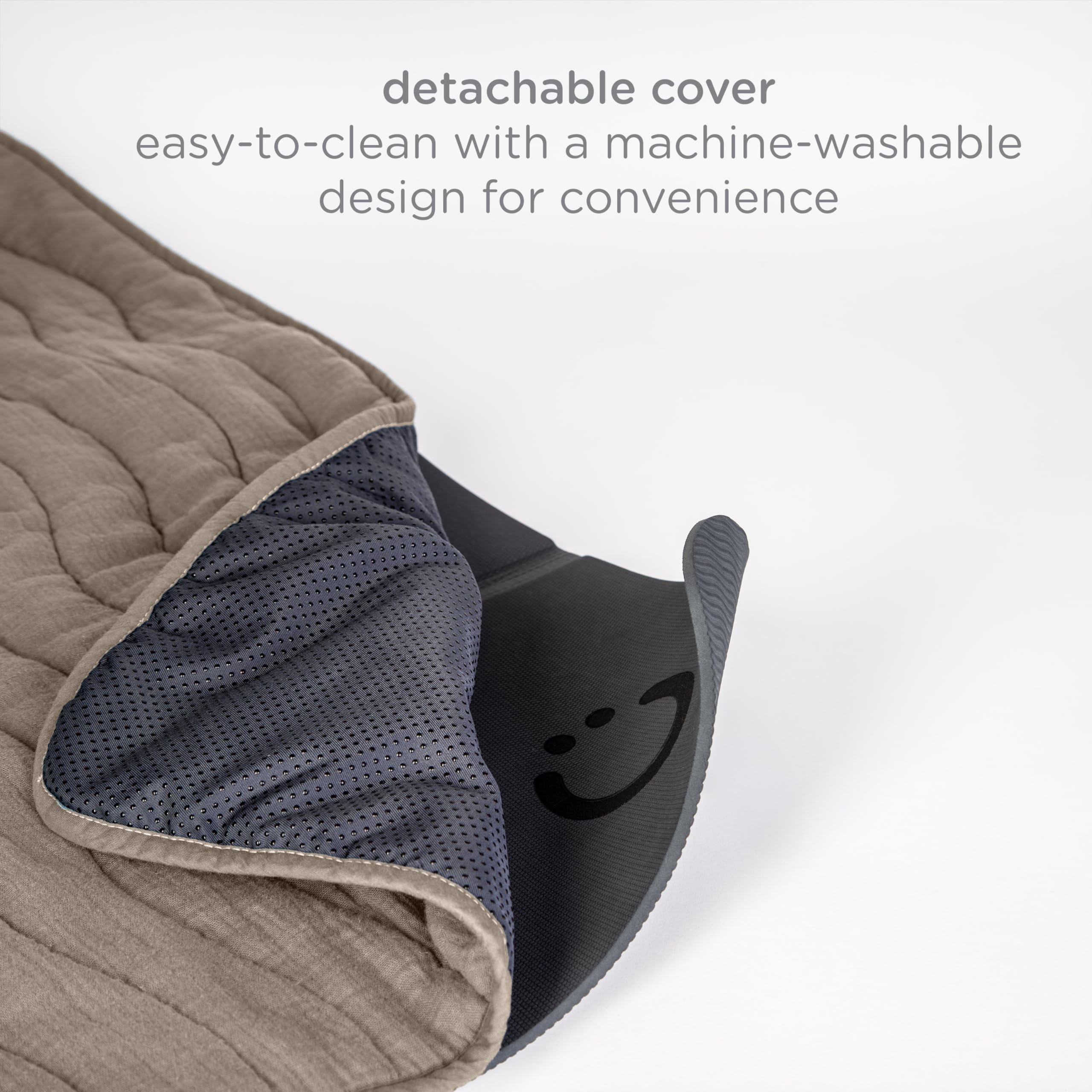 Ubbi Baby-Bodenmatte, dick und bequem, 40,5 x 57 cm, gepolsterte Spielmatte für Babys und Kleinkinder, Abnehmbarer Baumwoll-Musselin-Bezug, maschinenwaschbar und faltbar, Taupe