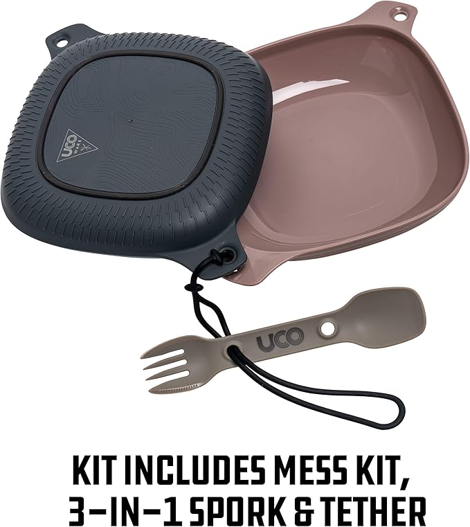 The bowl and plate included in the mess kit are made of durable and lightweight material, typically polypropylene, ensuring long-lasting use while remaining lightweight. This makes them easy to carry in a backpack without adding unnecessary bulk or weight.