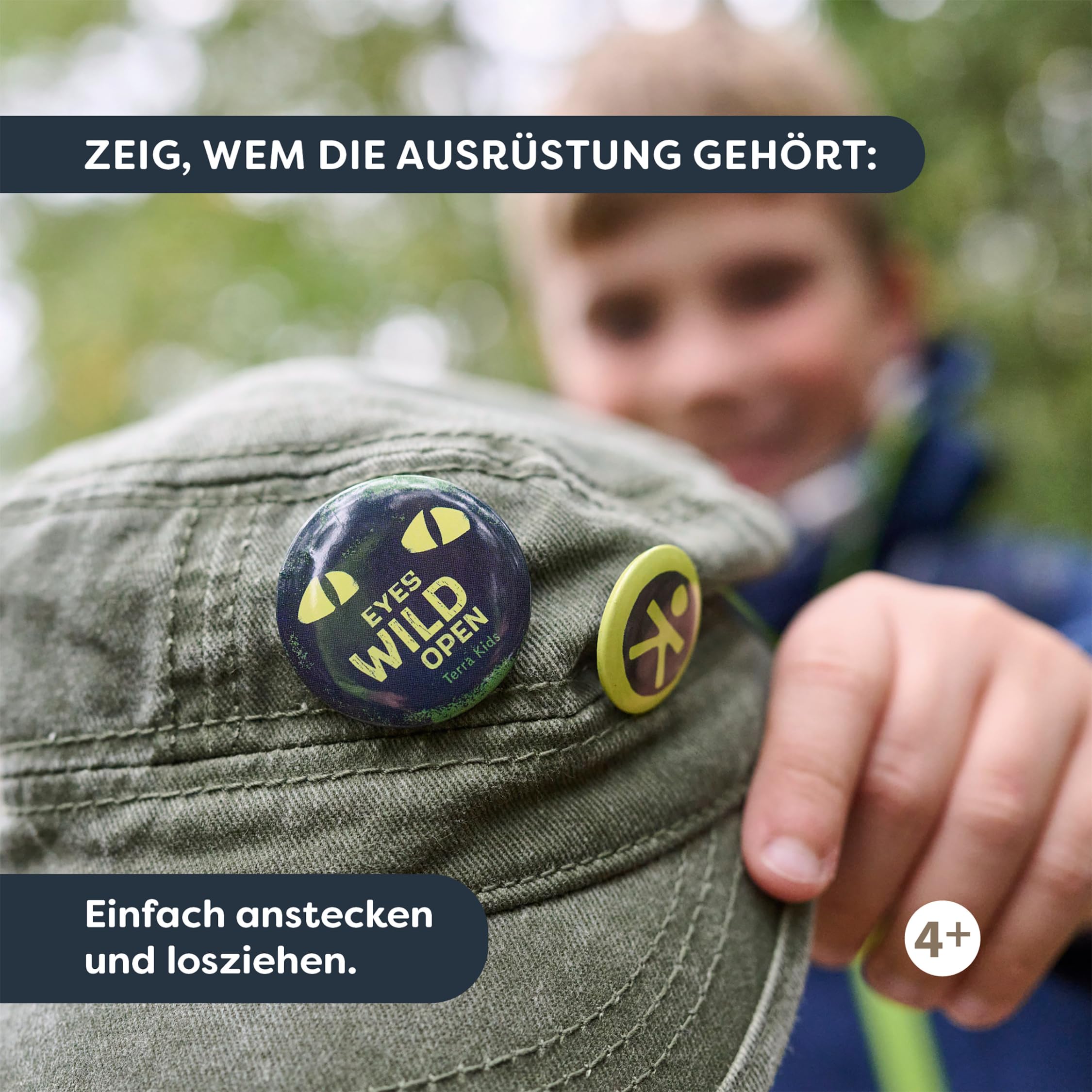 HABA Terra Kids Button Buddies – 4er-Set Ansteckbuttons für Kinder mit coolen Abenteuer-Motiven – robuste Pins für Rucksack, Jacke & Kappe – Geschenk für kleine Entdecker – 2014021001