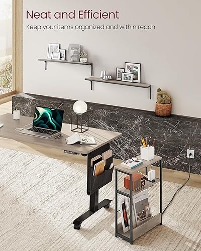 Miniatura 10 de VASAGLE Mesa auxiliar con estación de carga, mesa auxiliar estrecha, mesita de noche de 3 niveles, mesa de sofá para espacios pequeños, revistero,