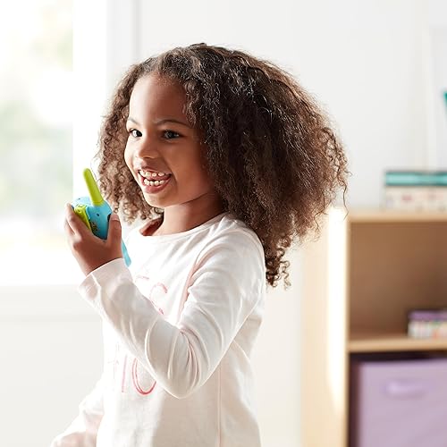 Miniatura 6 de Amazon Basics Walkie Talkie - Juego de 2 walkie talkie para niños, para acampar o juguetes de cumpleaños, verde y azul