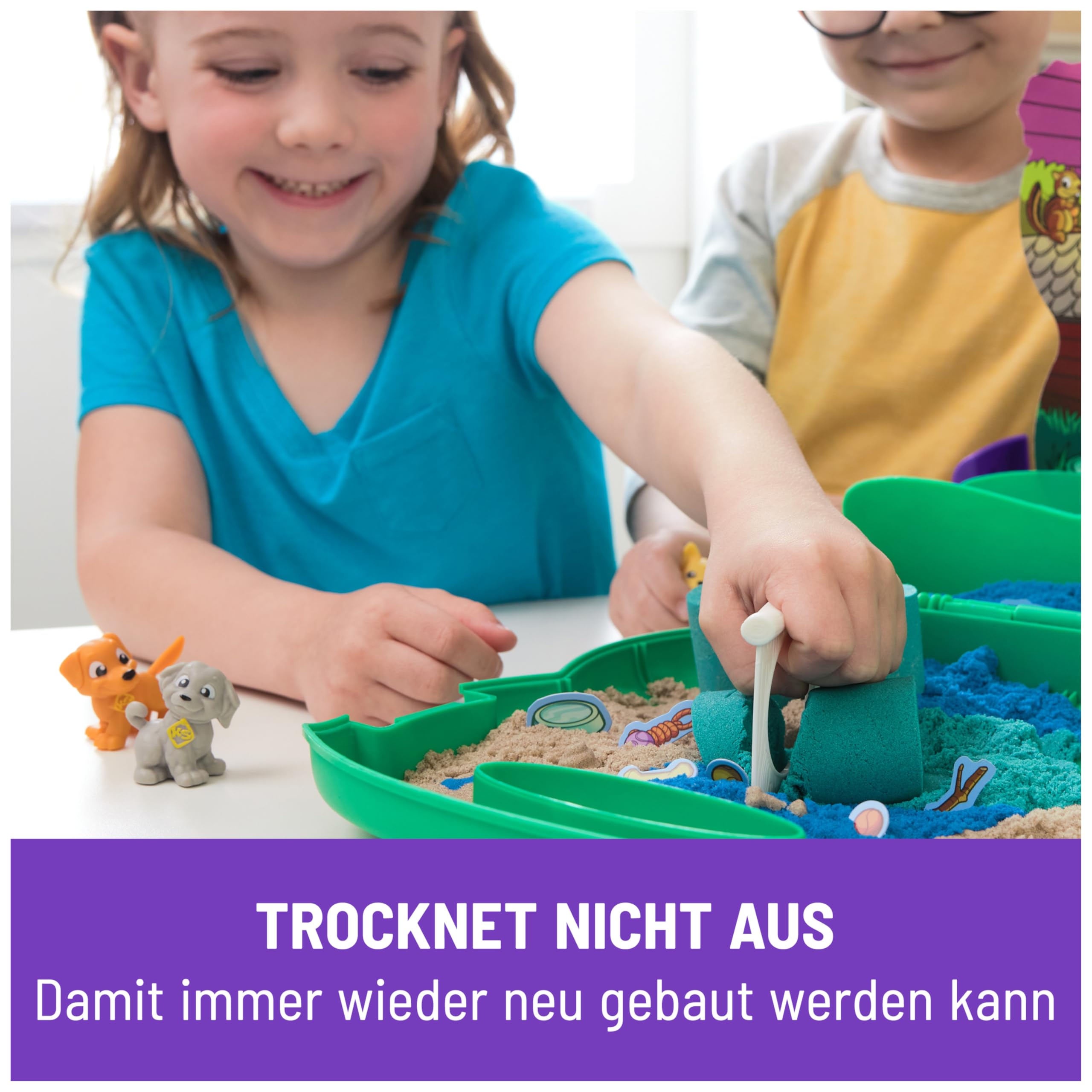 Kinetic Sand Hunde Park Koffer - mit 680 g original kinetischem Sand aus Schweden, erfüllt alle gesetzlichen Anfordreungen, mit 3 Hunden und 2 Werkzeugen, für Kinder ab 3 Jahren