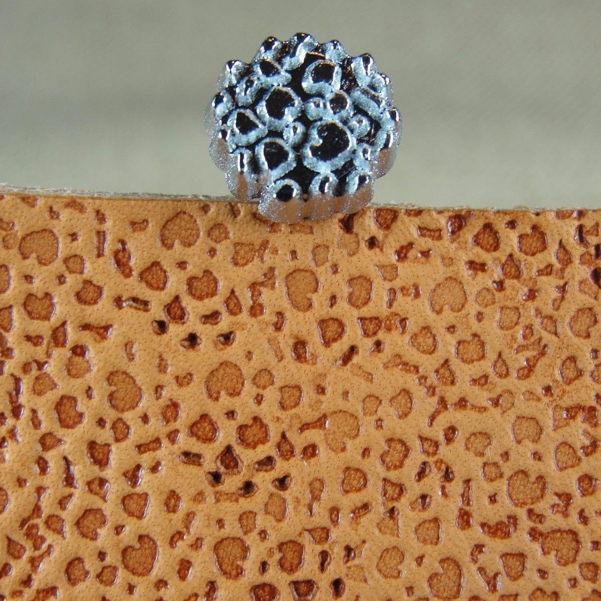 Craft Japan - #E386 Background Matting Stamp (Leather Stamping Tool)