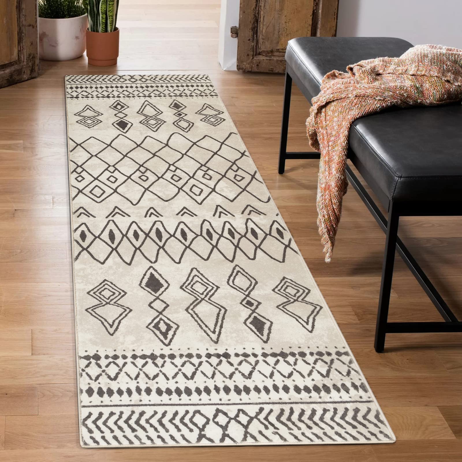 Carvapet Bieżnik do przedpokoju, 60x210 cm, antypoślizgowy, długi dywanik kuchenny, do prania, miękki mikrofibrowy, geometryczny, chodnik (beżowy)