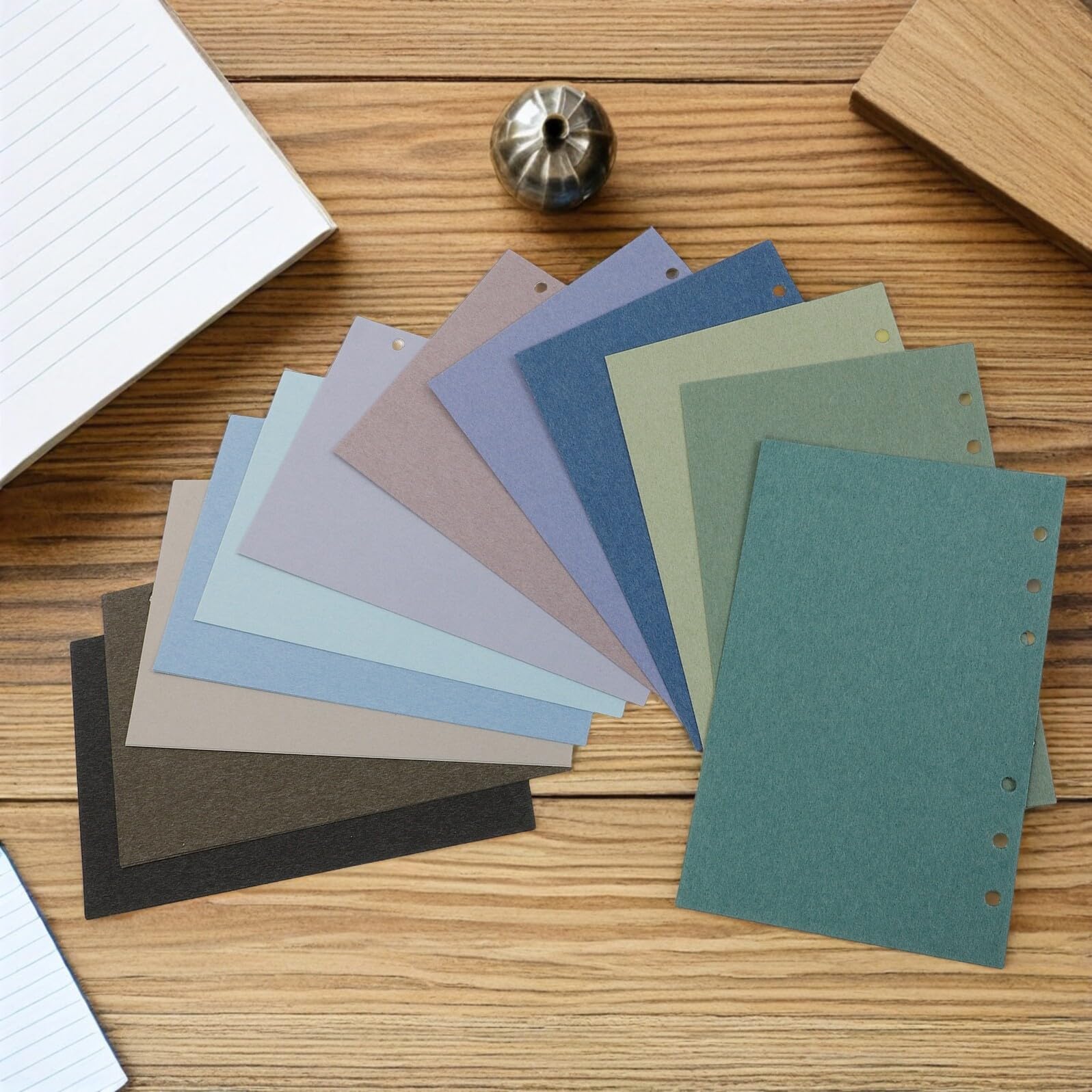 Recharges de Papier A6 à Feuilles Mobiles pour Classeur, 24 Feuilles en Papier Portable Perforations, pour Budget et Travail Couleur Aléatoire
