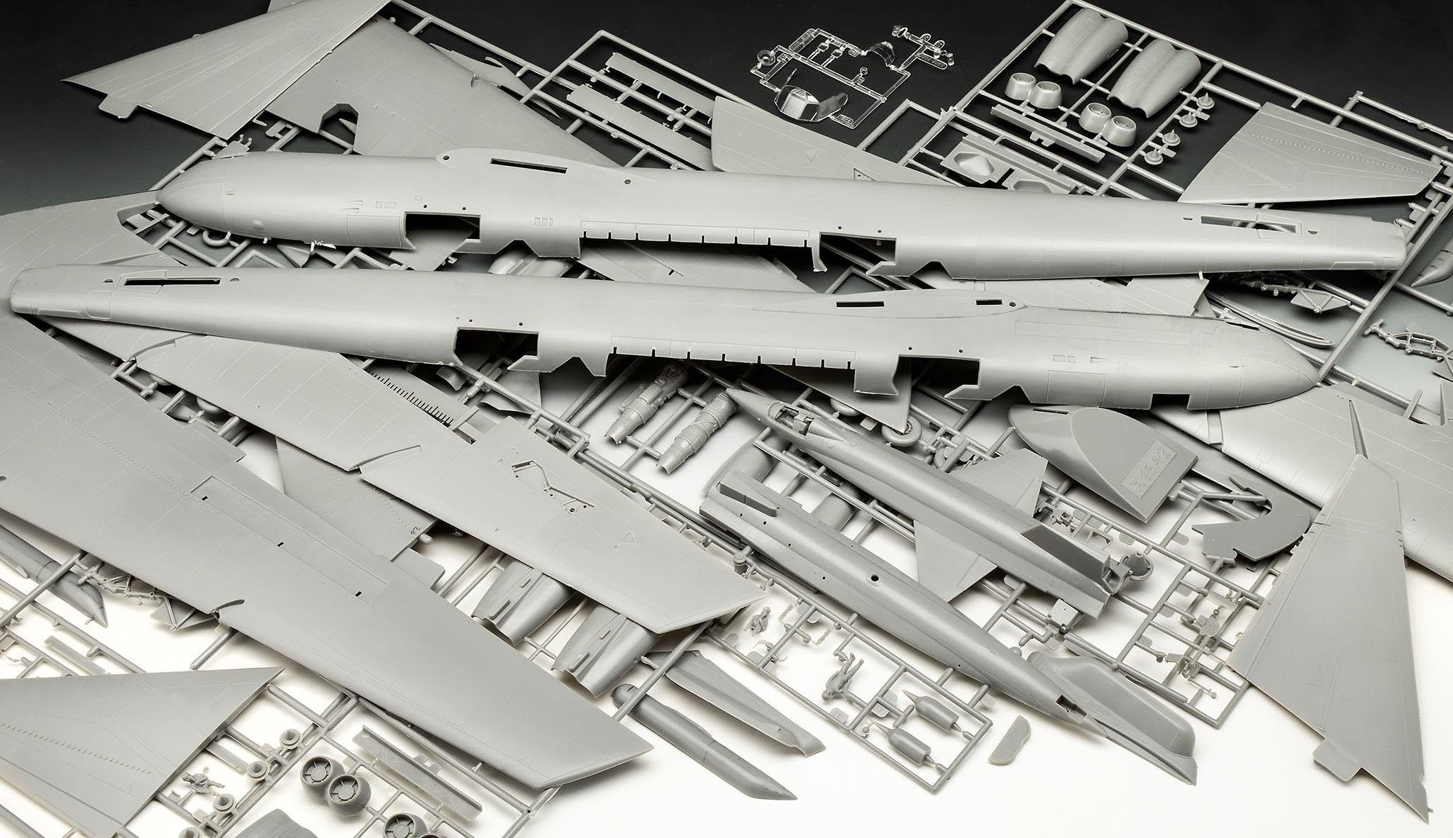 Revell Modellbau Boeing NB-52 & X-15 Platinum Edition