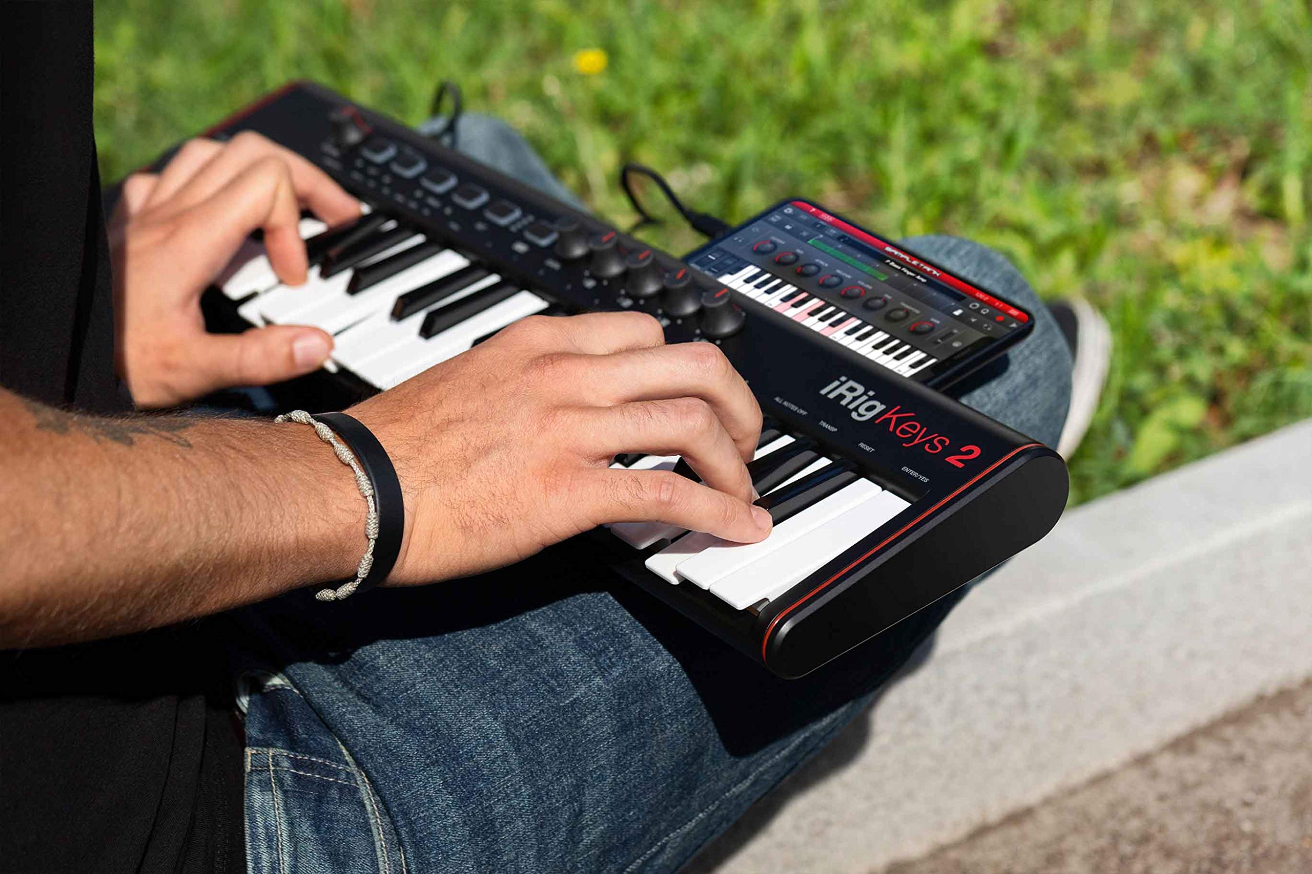 Ik Multimedia Irig Keys 2 Protastiera Midi Universale Compatta con 37 Fullsize-Tasti e Uscita Audio per iPhone, iPad, Android, Mac/Pc, Nero