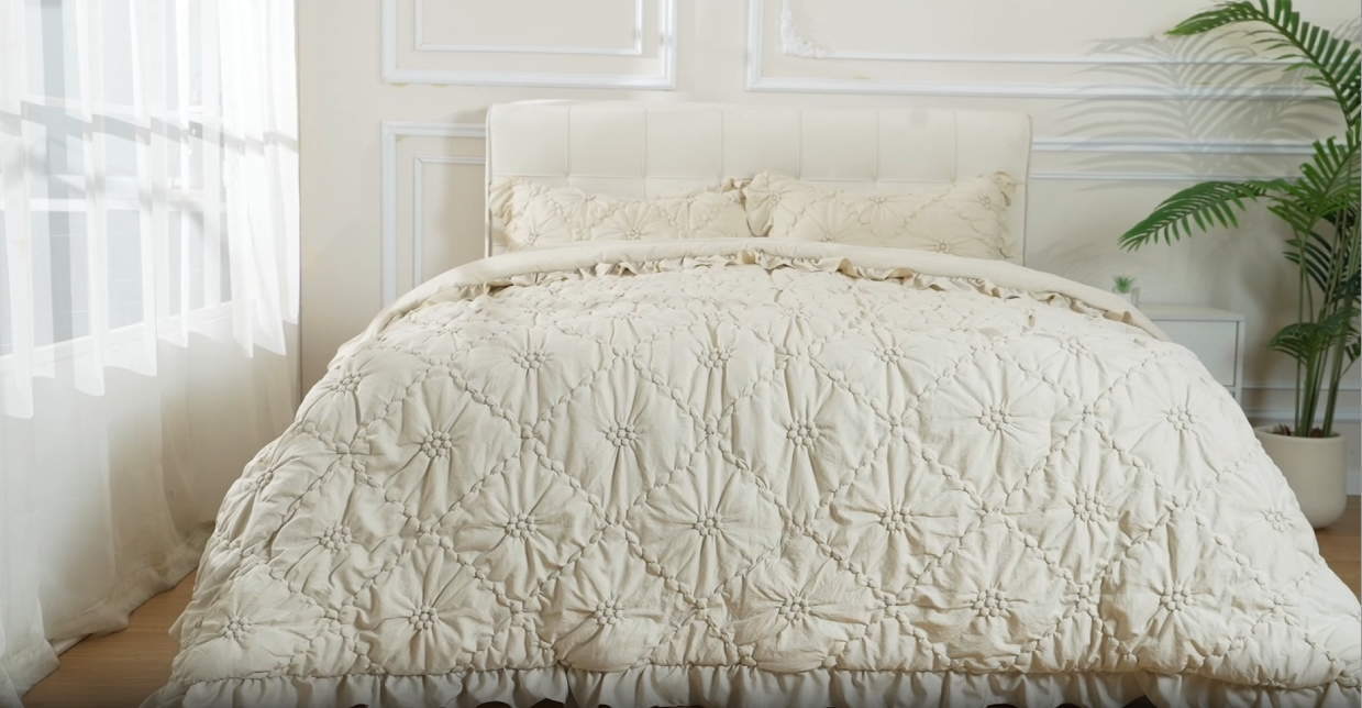 Amazon.com: BEDAZZLED Queen Size Comforter Sets, White Bedding