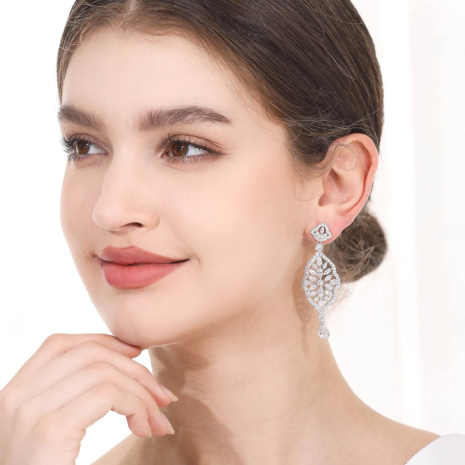 Wedding Earrings for Brides, Silver Earrings for Women, 18K White Gold Plated Sterling Silver Post Cubic Zirconia Dangle Earrings, Clear Crystal Hypoallergenic Chandelier/Tassel Earrings