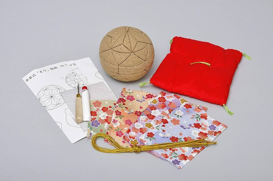 ルイちゃん　木目込みまり　6センチ/5センチ玉セット ルイちゃん様専用 木目込みまり 6センチ/5センチ玉セット