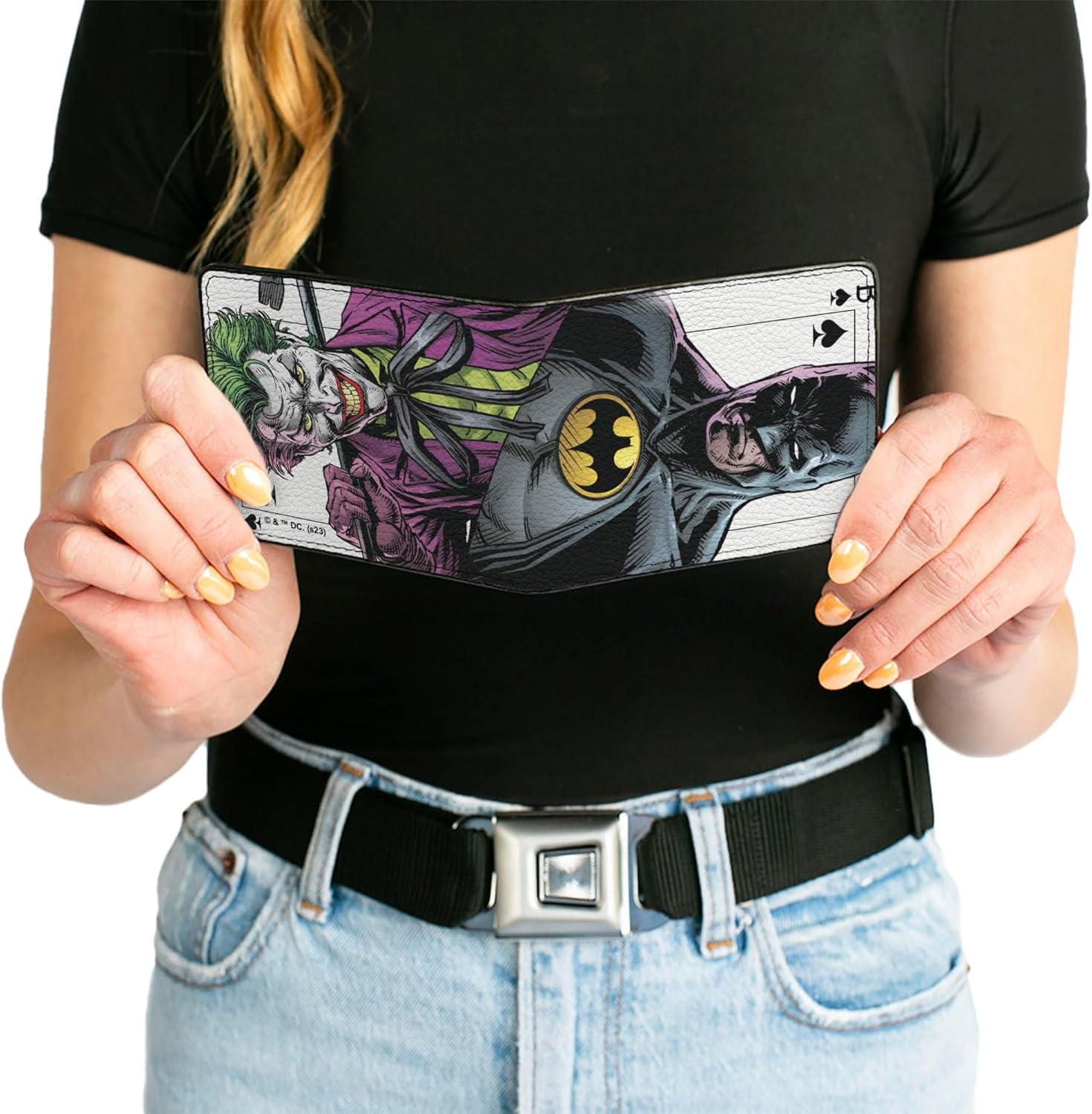 Buckle-Down DC Comics Wallet, Bifold, Batman Versus Joker Three Jokers Spade Card Comic Book Cover, Vegan Leather - Image 6