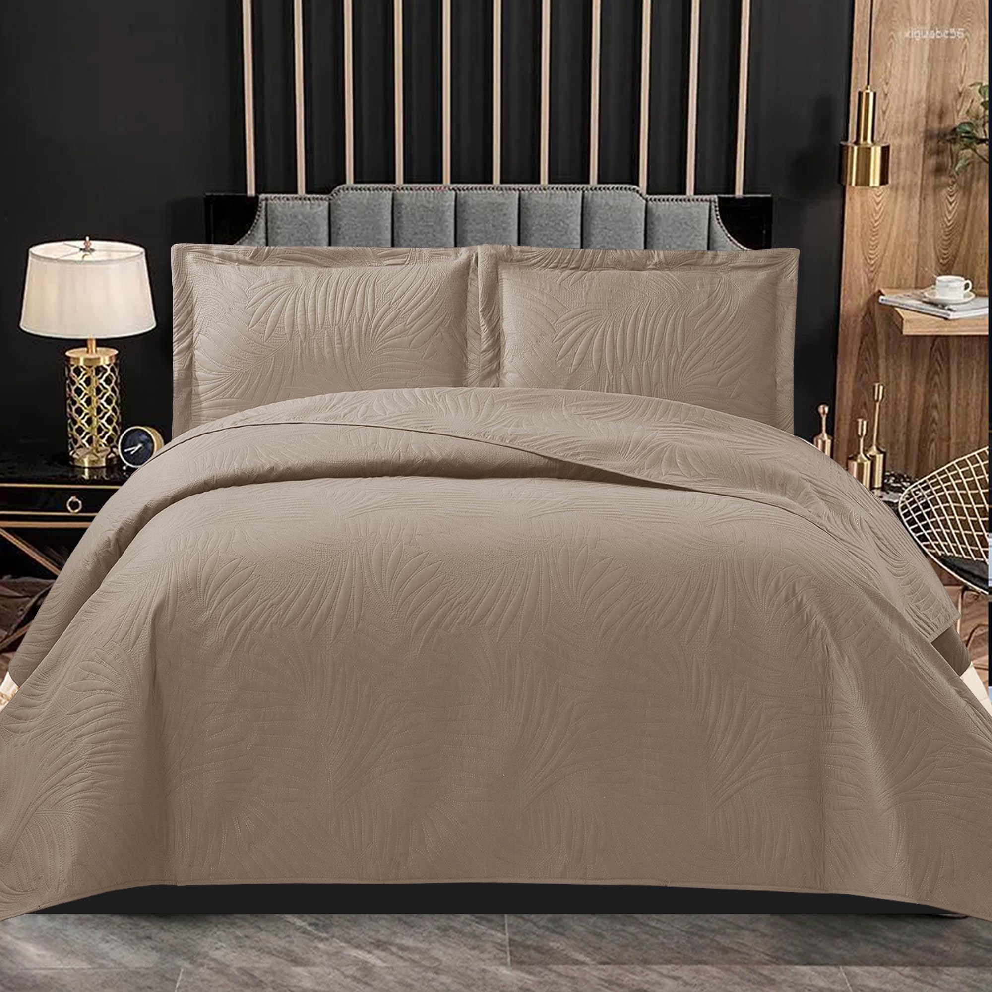 PHP Bedspread Bed Throws for Bedroom Decor - Decorative Embossed Tropical Leaf Pattern Quilted Fabric Reversible Quilt Bedspreads Coverlets with Pillow Case (Super King, Mink)