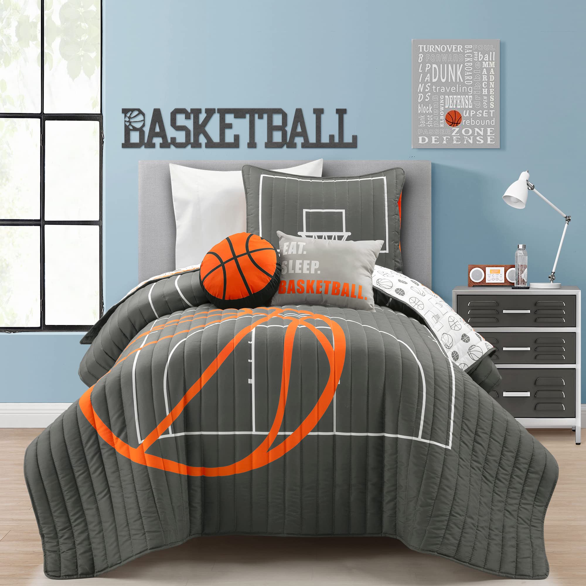 Couette sportive réversible motif basket pour transformer la chambre des enfants