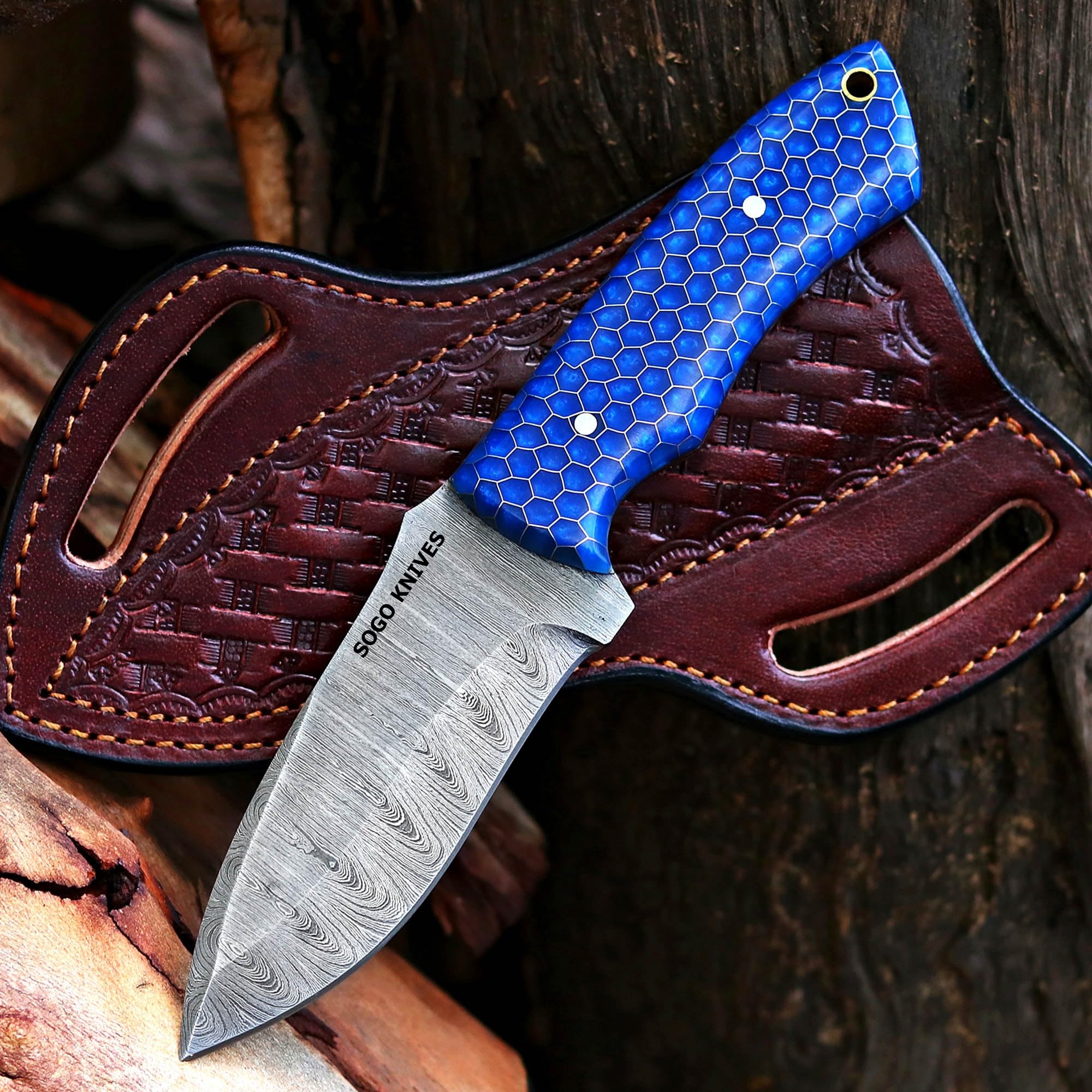 Fixed Blade Damascus Steel Hunting Knife, 9'' Full Tang, Non-Slip Wooden Handle, Camping Knife (BLUE) with Leather Sheath