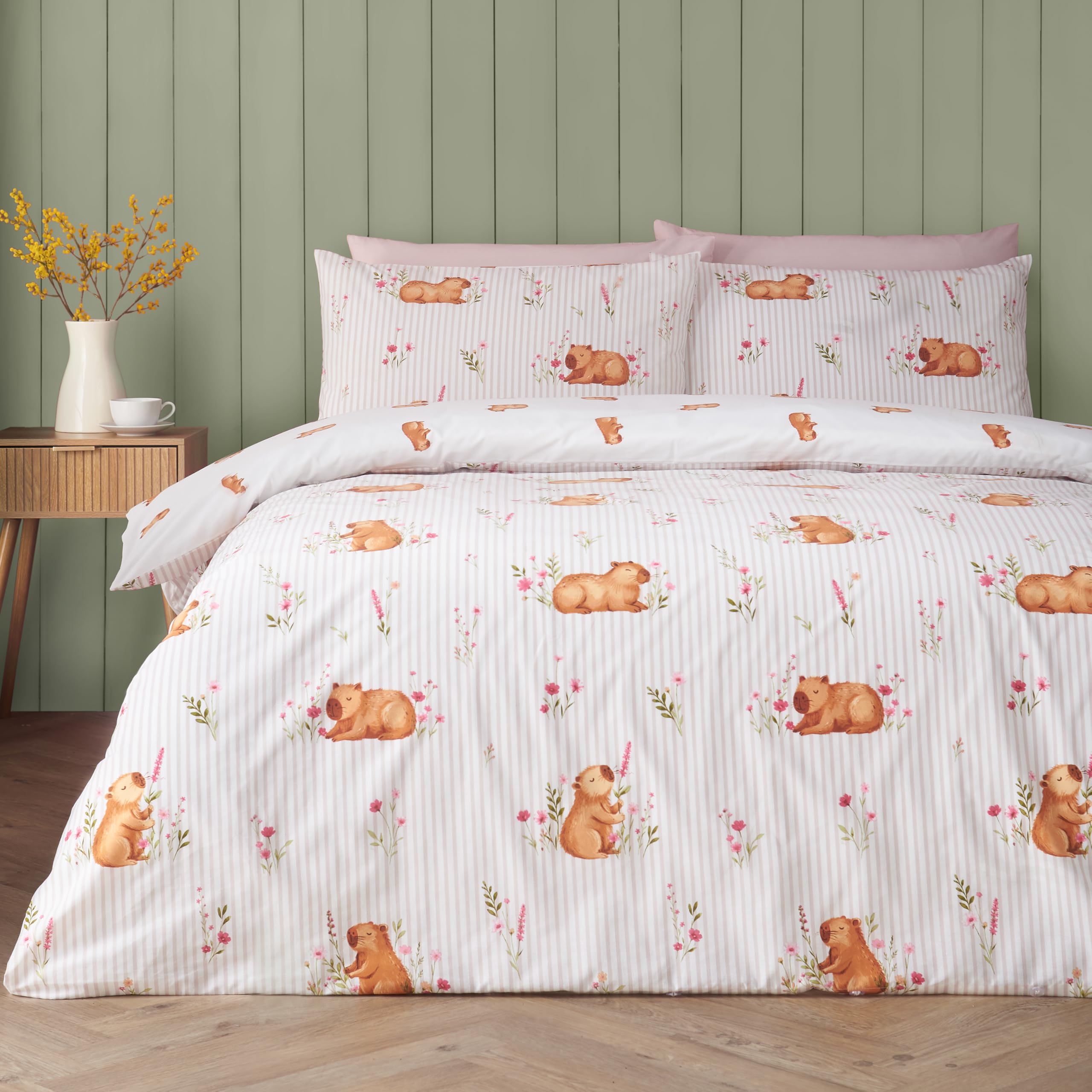 Happy Capybara Reversible Duvet Cover Set
