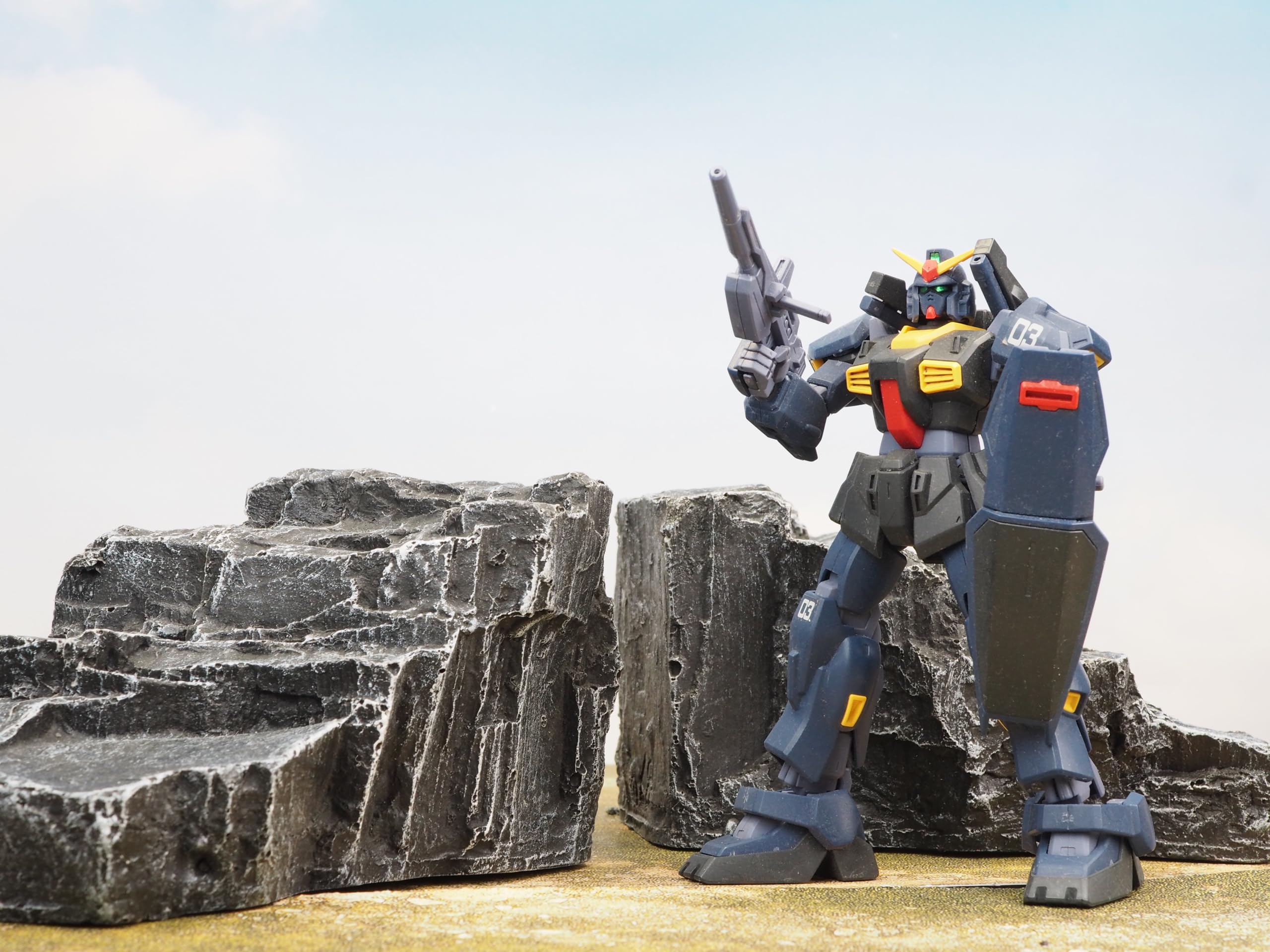figma 3点セット ace.／エース デュアルポーズ A4ファイル 15.6インチPC 23/31L