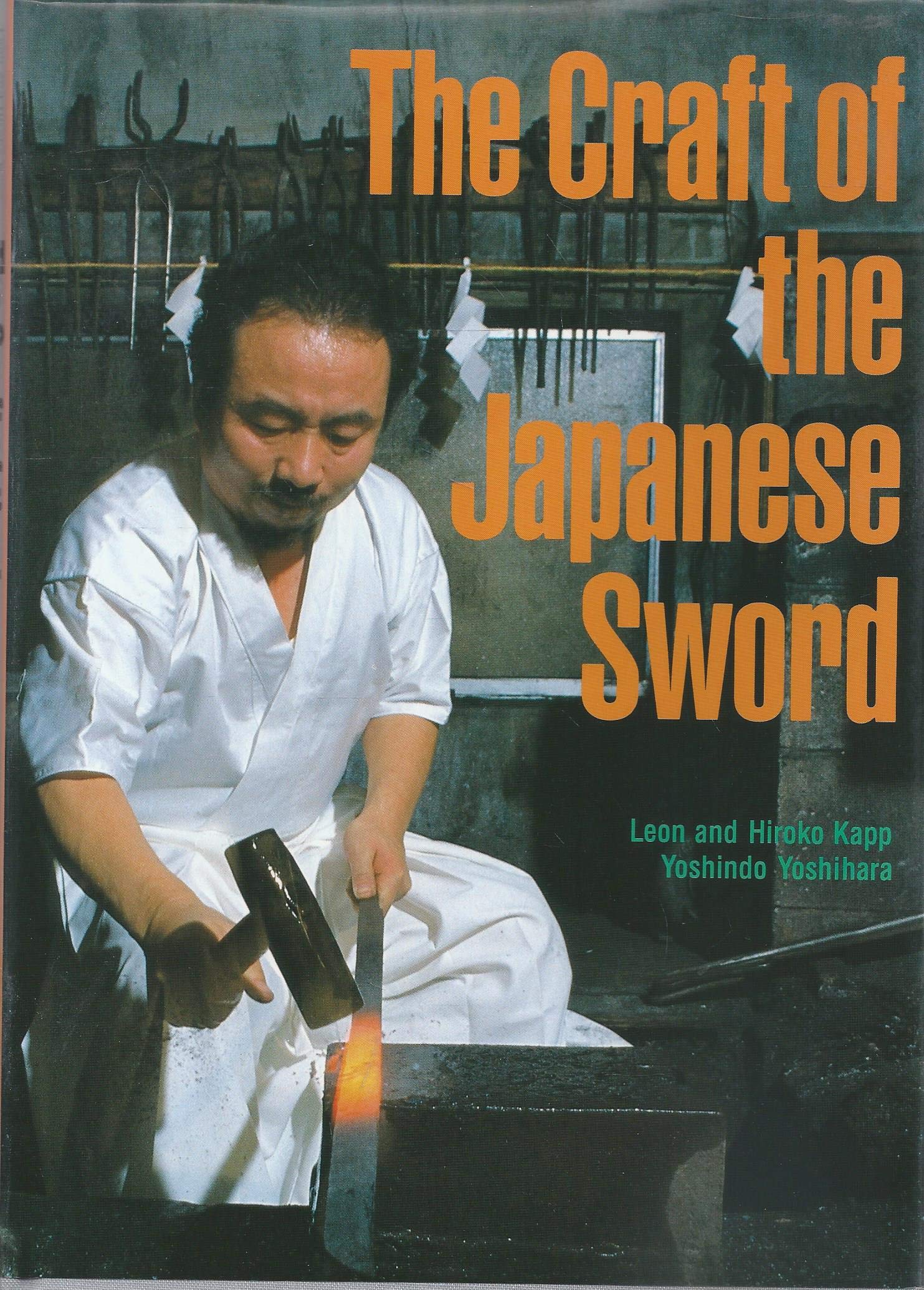 英文版 現代作刀の技術 - The Craft of the Japanese Amazon.co.jp: 英文版 現代作刀の技術 - The Craft of the