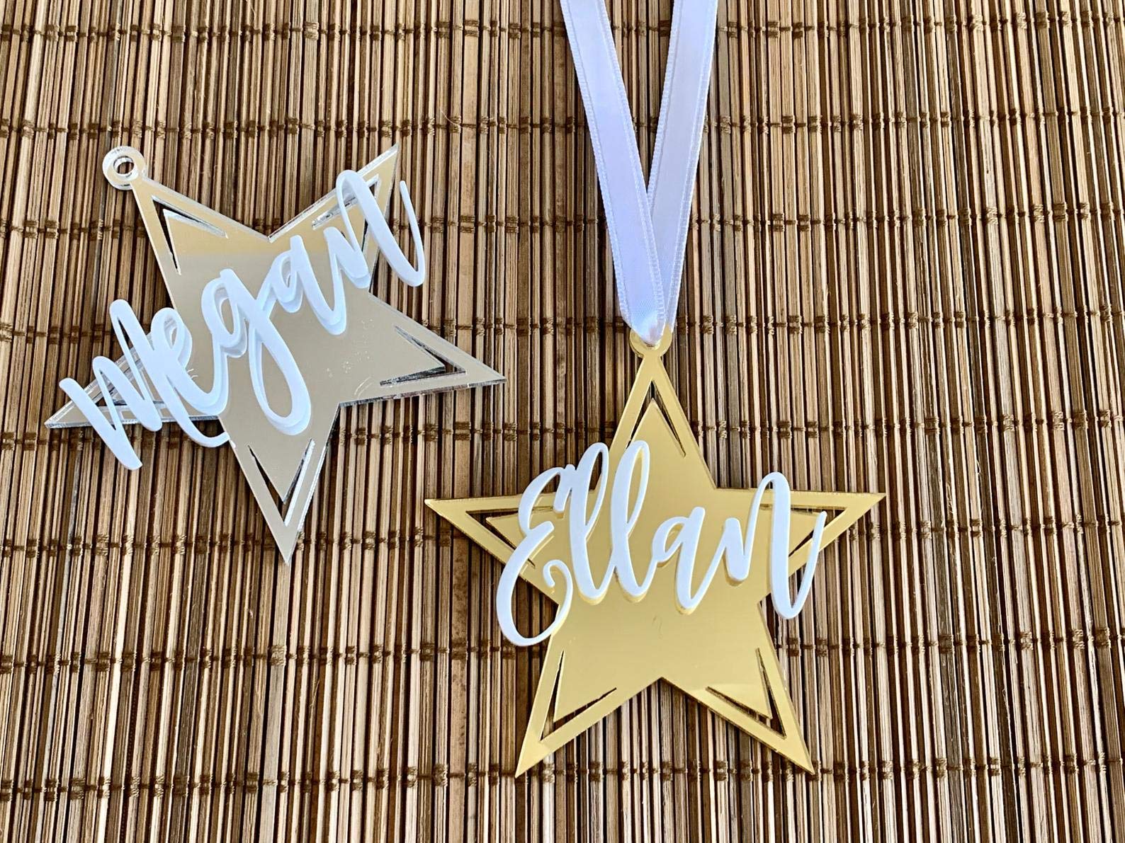 Estrellas de Navidad, Nombre personalizado, Decoración navideña, Ornamento en madera o acrílico, Regalo de familia, Adornos decoraciones colgantes, Bolitas para el árbol, Personalizada para árbol 2025