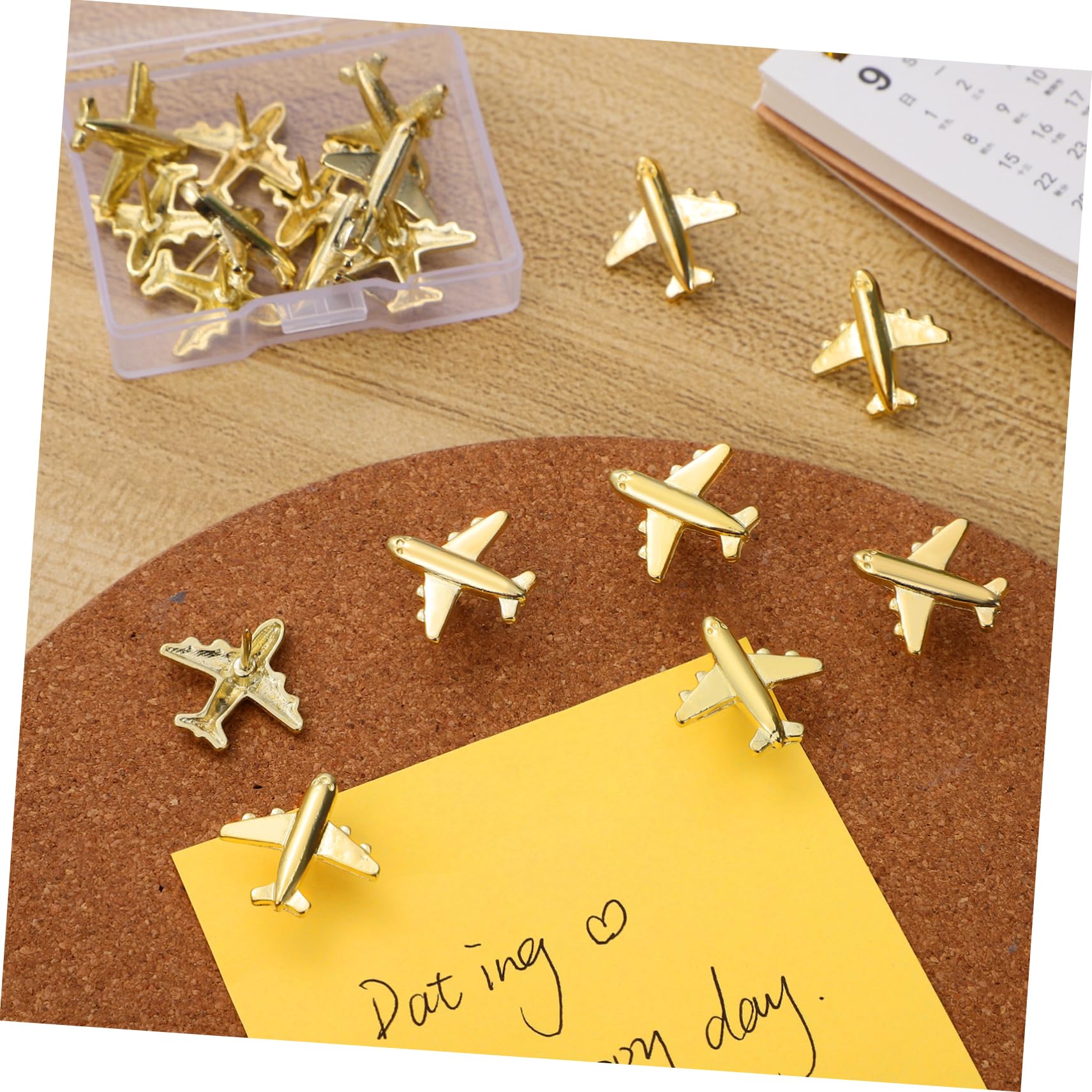 HOMSFOU 4 Set Puntina Da Disegno Per Aereo in Metallo Bulletin Bulletin Push Push Push Forma Rivestimento Piccolo Simpatiche Puntine Da Disegno Phumbtacks Ago in Acciaio D'oro Pezzi * 4