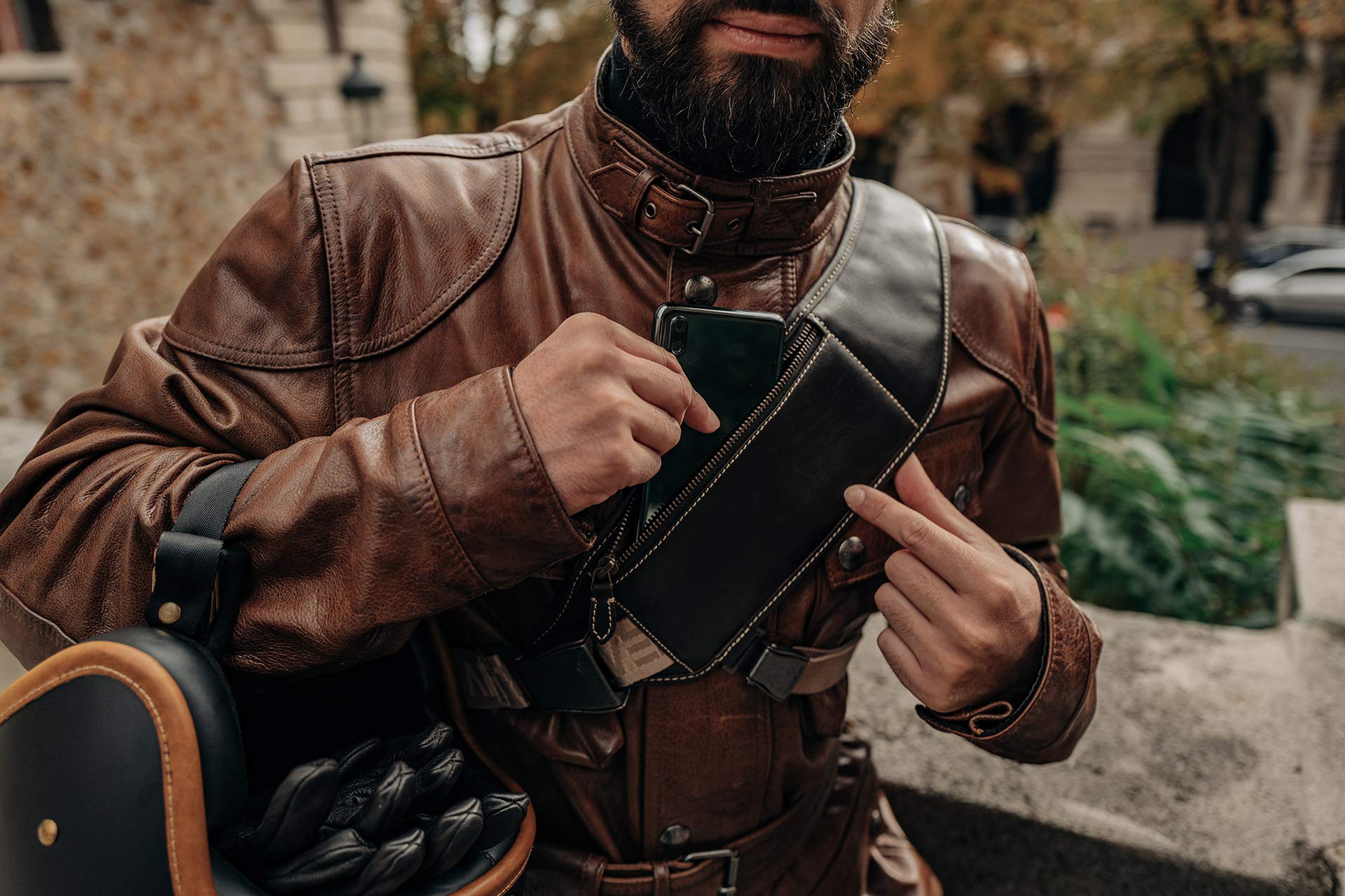Umhängetasche Moto Aviator – Rindsleder Vollnarbenleder Vintage & Veloursleder – wasserdicht & leicht – Tasche verstellbar – ergonomisch – langlebig, braun, Retro