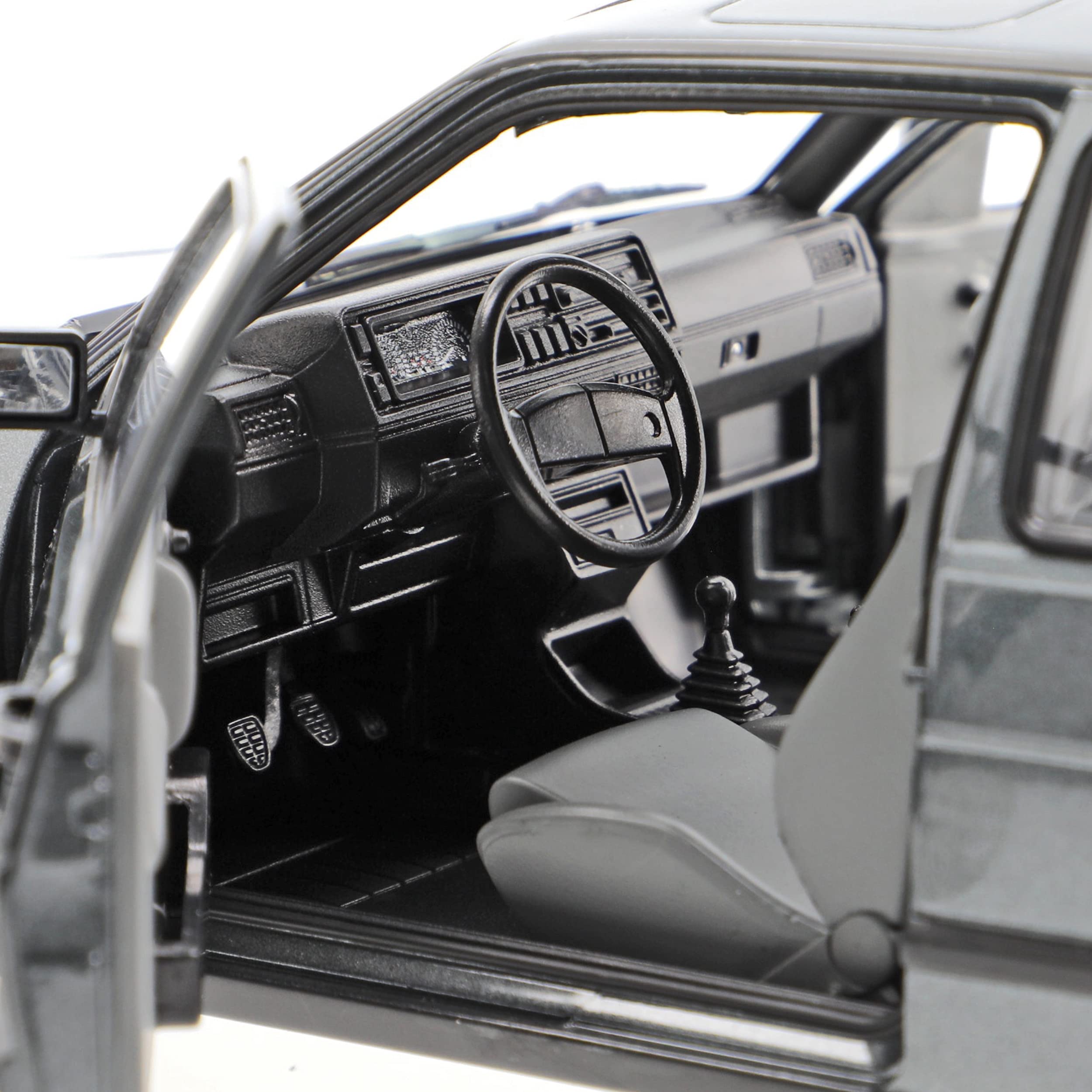 Volkwagen Golf II CL Grau Metallic 1983-1992 1/18 Norev Modell Auto