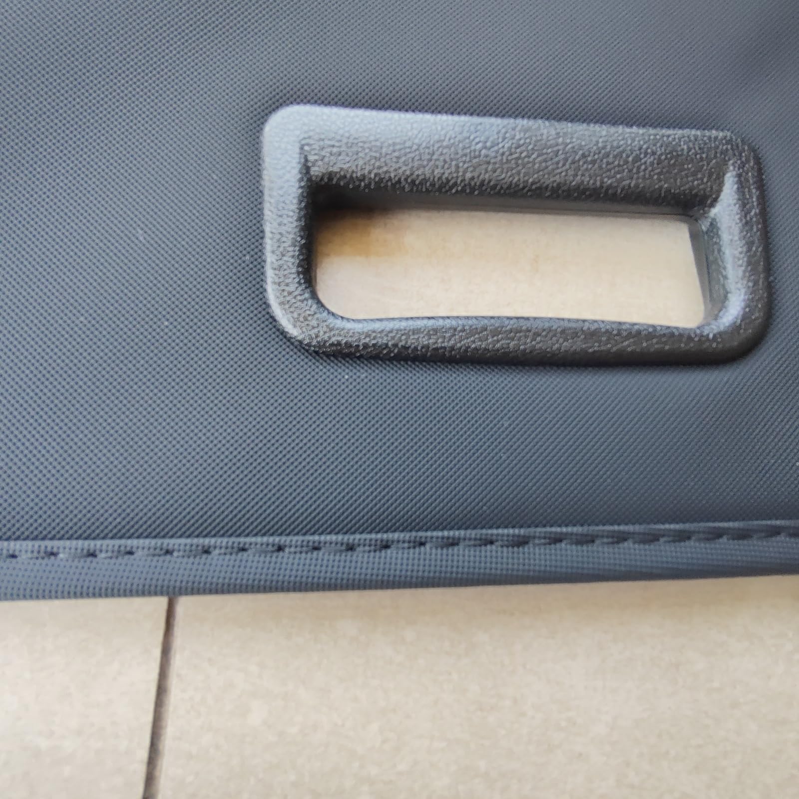 GEPCO Laderaumabdeckung Rollo kompatibel mit VW Tiguan Allspace II/SEAT Tarraco 2016-2024 | Kofferraumabdeckung Hutablage Gepäckraumabdeckung | Kofferraumrollo Sichtschutz Schwarz | OEM 5NN867871