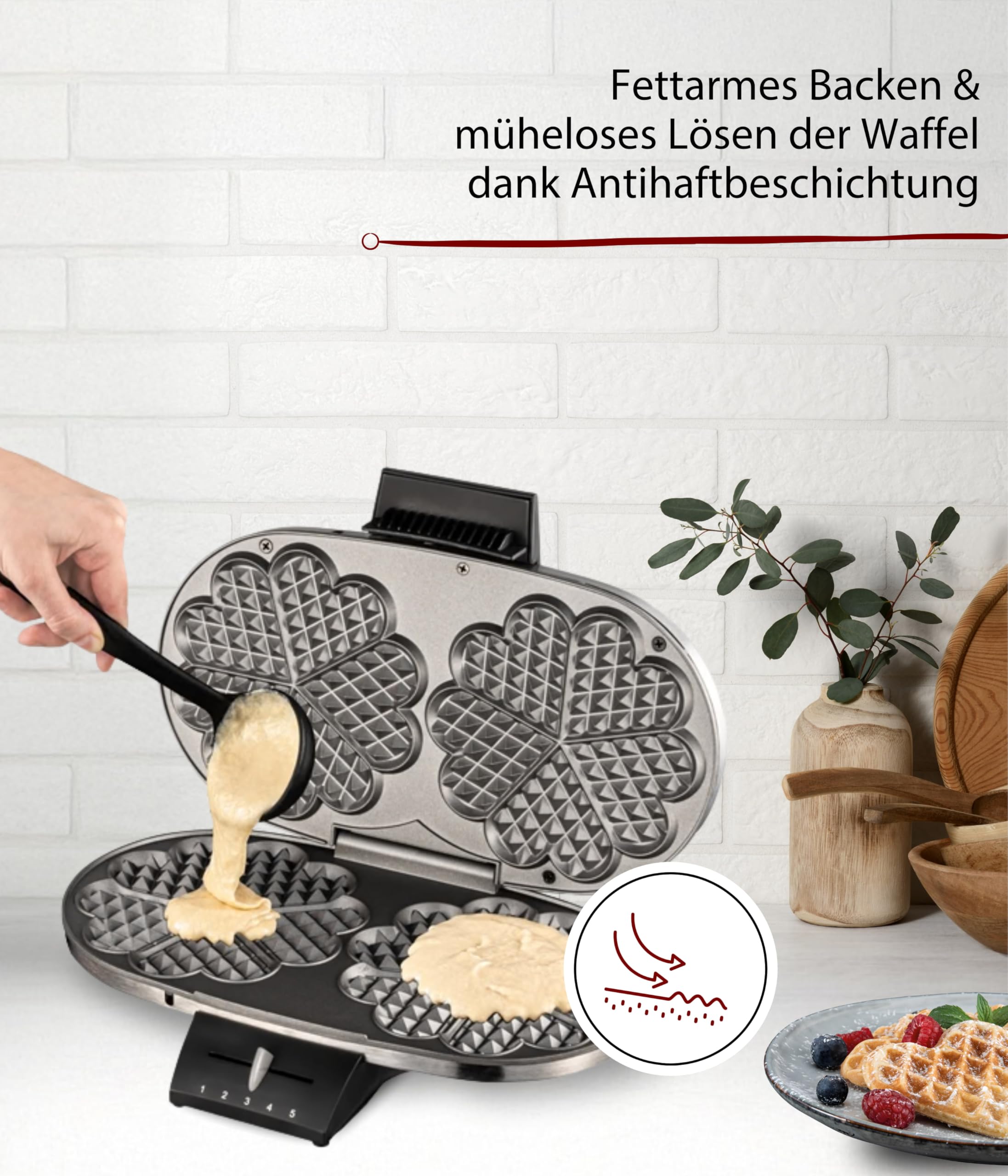 Cloer 1329 Doppelwaffeleisen für 2 Herzwaffeln mit 15,5 cm Durchmesser, Waffeleisen mit Antihaftbeschichtung, Edelstahlgehäuse, stufenlosem Bräunungsgrad und optischer Fertigmeldung, PFAS-frei, 1700 W