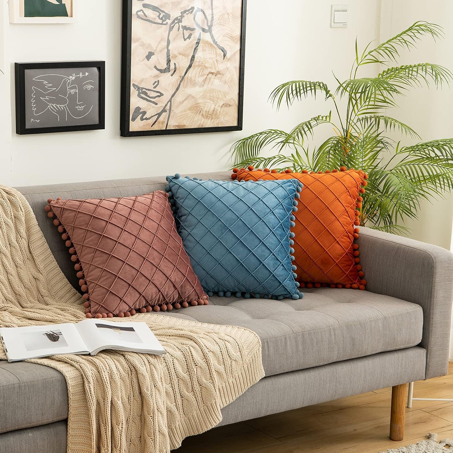 Throw Pillow Covers 18x18 Inch Decorative Cushion Cover Set of 2 Pack Soft Square Pillow Cases for Living Room Sofa Couch Bed Home Decor (Velvet Orange)
