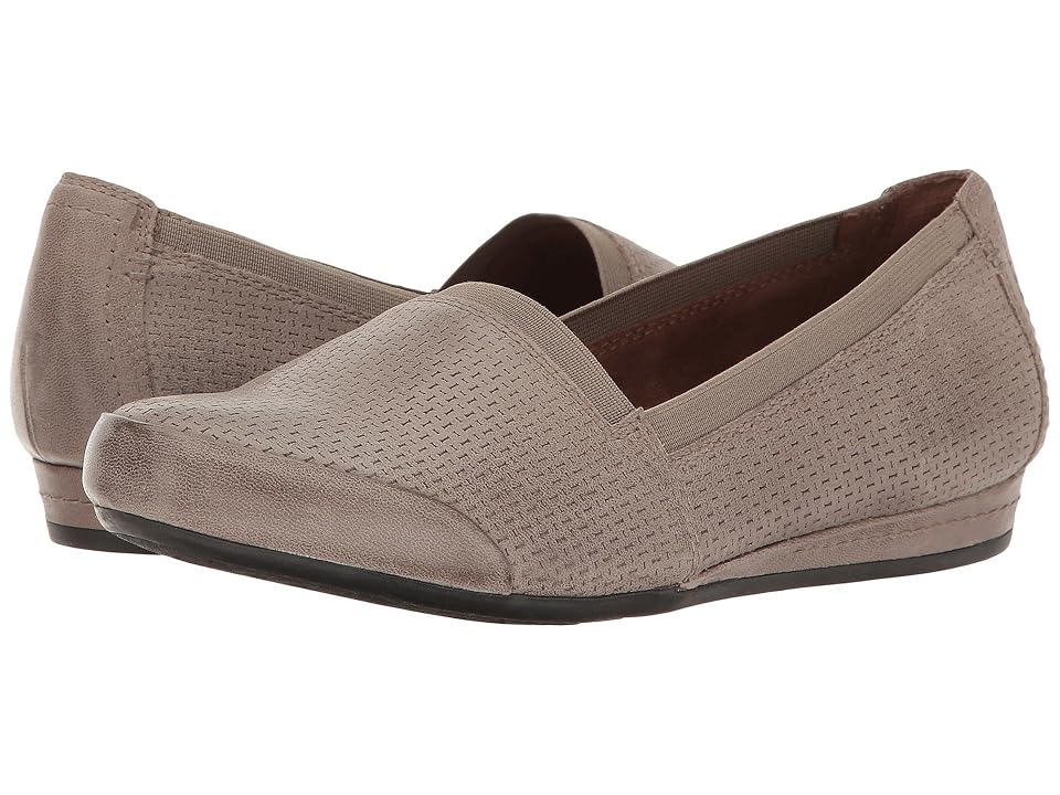 

Rockport Cobb Hill Collection Cobb Hill Galway Perforated Gigi (New Khaki Nubuck) Women's Shoes