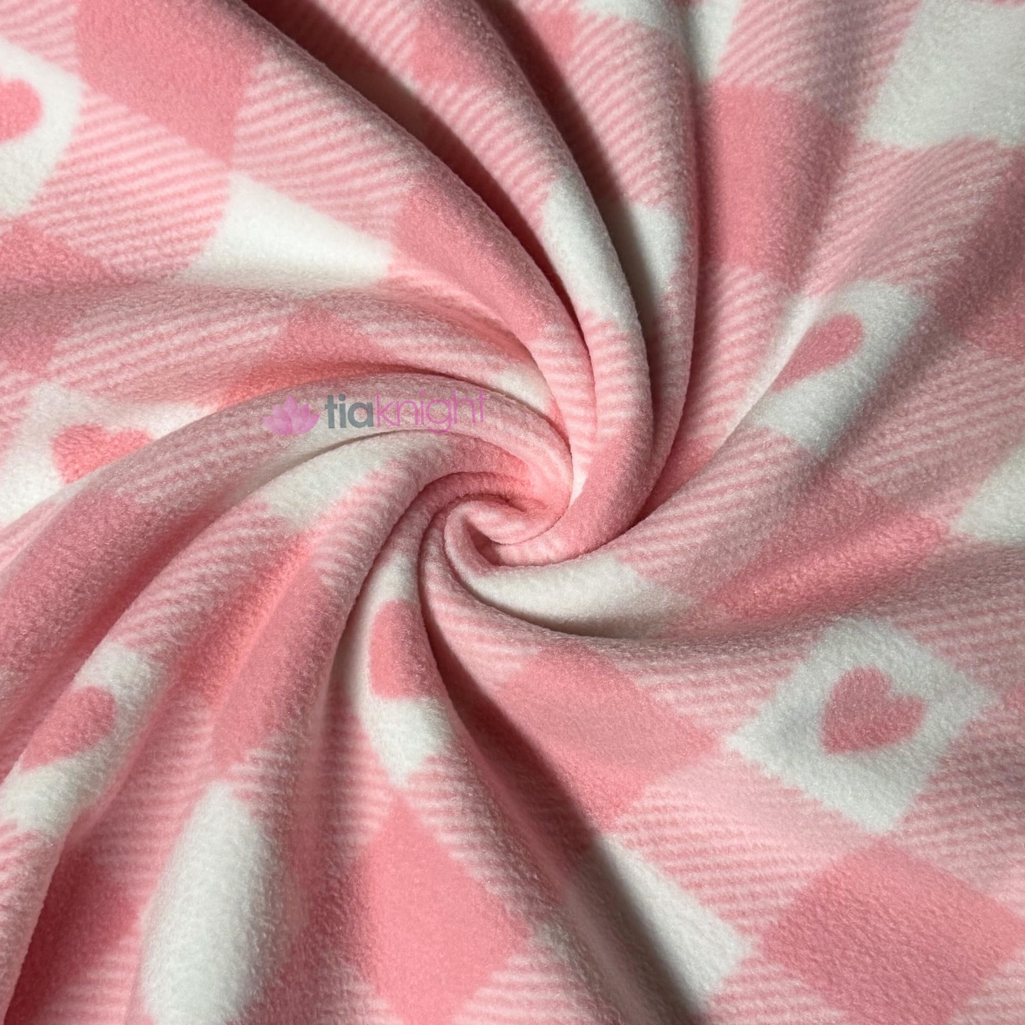 Tia Knight Baby Pink Premium Quality Anti-Pill Printed Polar Fleece | Hearts Valentines Blanket/Throws | Soft Washable Fabric | Sold By The Metre | Same Day Dispatch | (Patch Hearts, Sq820) (Baby Pink)