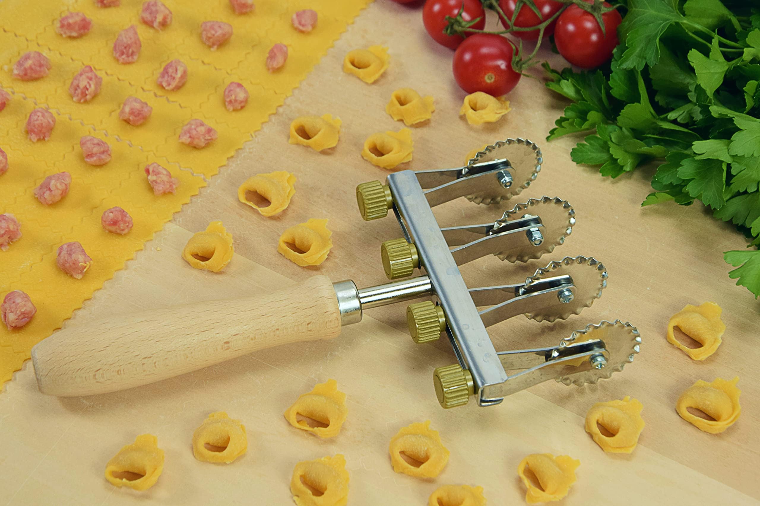 Elettro Center Tagliapasta Regolabile 4 Lame Inox Dentate Cod. 990170