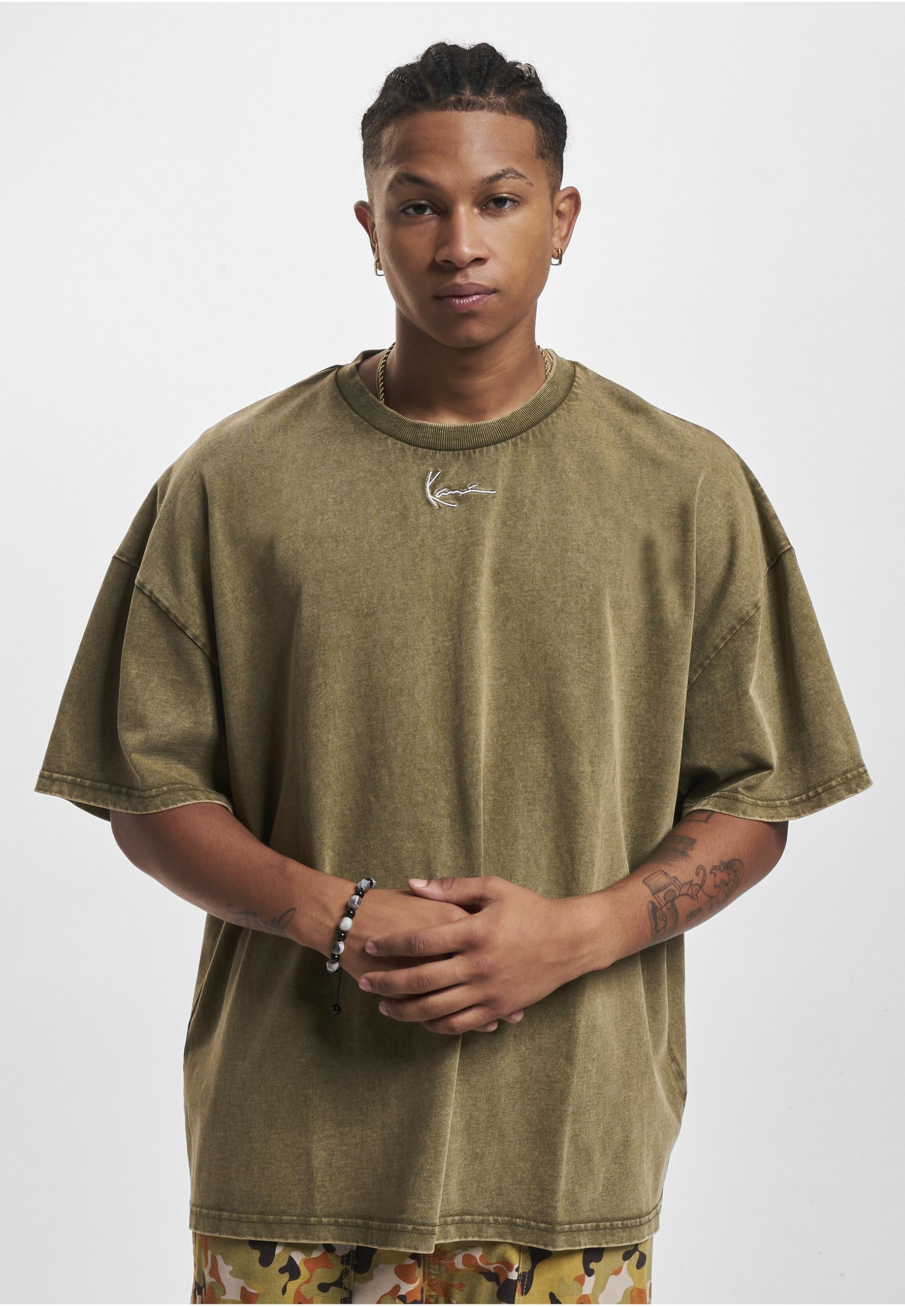 Karl Kani Herren KM234-057-1 KK Small Signature Heavy Jersey Washed Boxy Tee