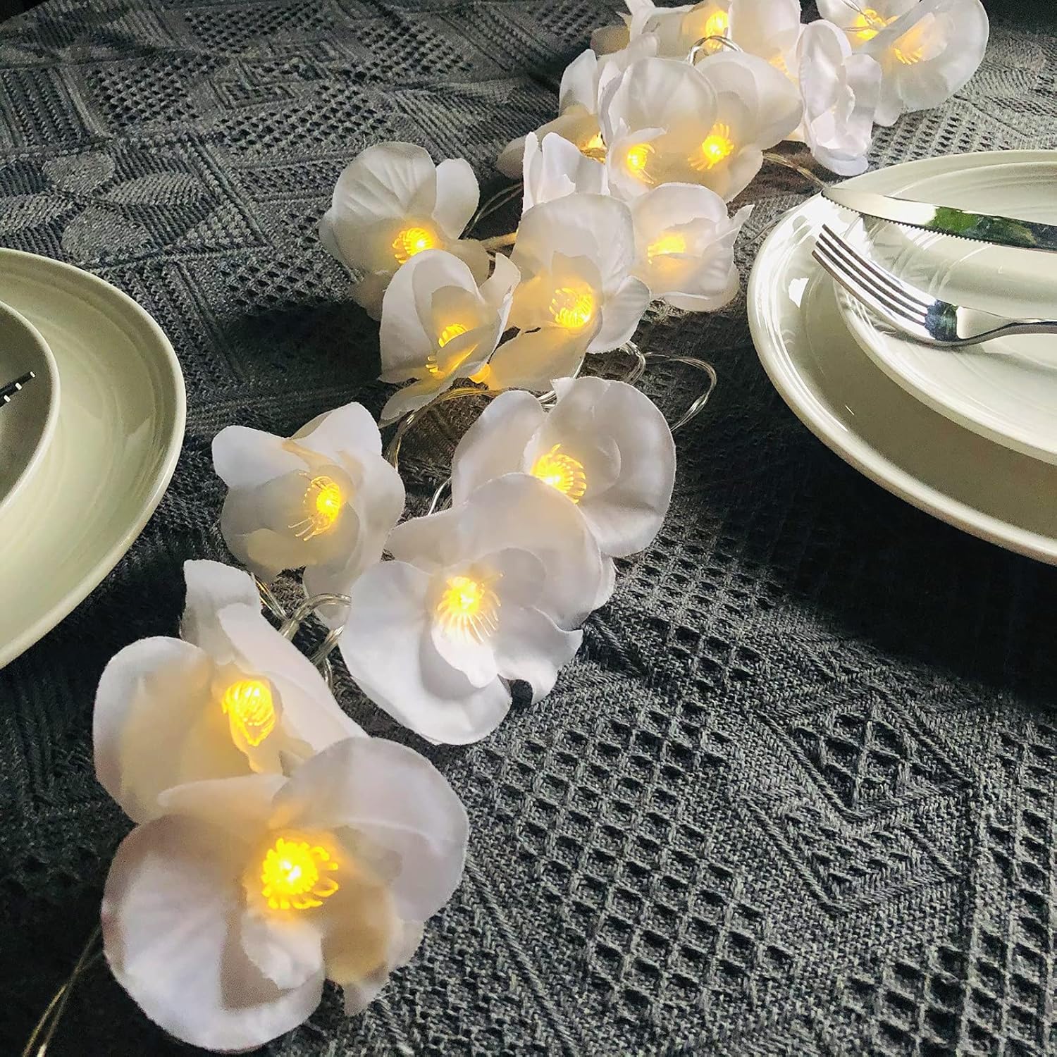 9.8FT 20LED Artificial Orchid Flower String Lights USB Operated Phalaenopsis Flower Light,Butterfly Orchid Fairy Lights for Wedding Home Party Birthday Festival Indoor Decoration (White Orchid)