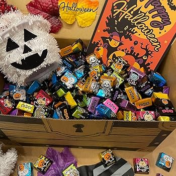 Amazon.co.jp: チロルチョコ ハロウィン 個包装 6種320個 宝箱