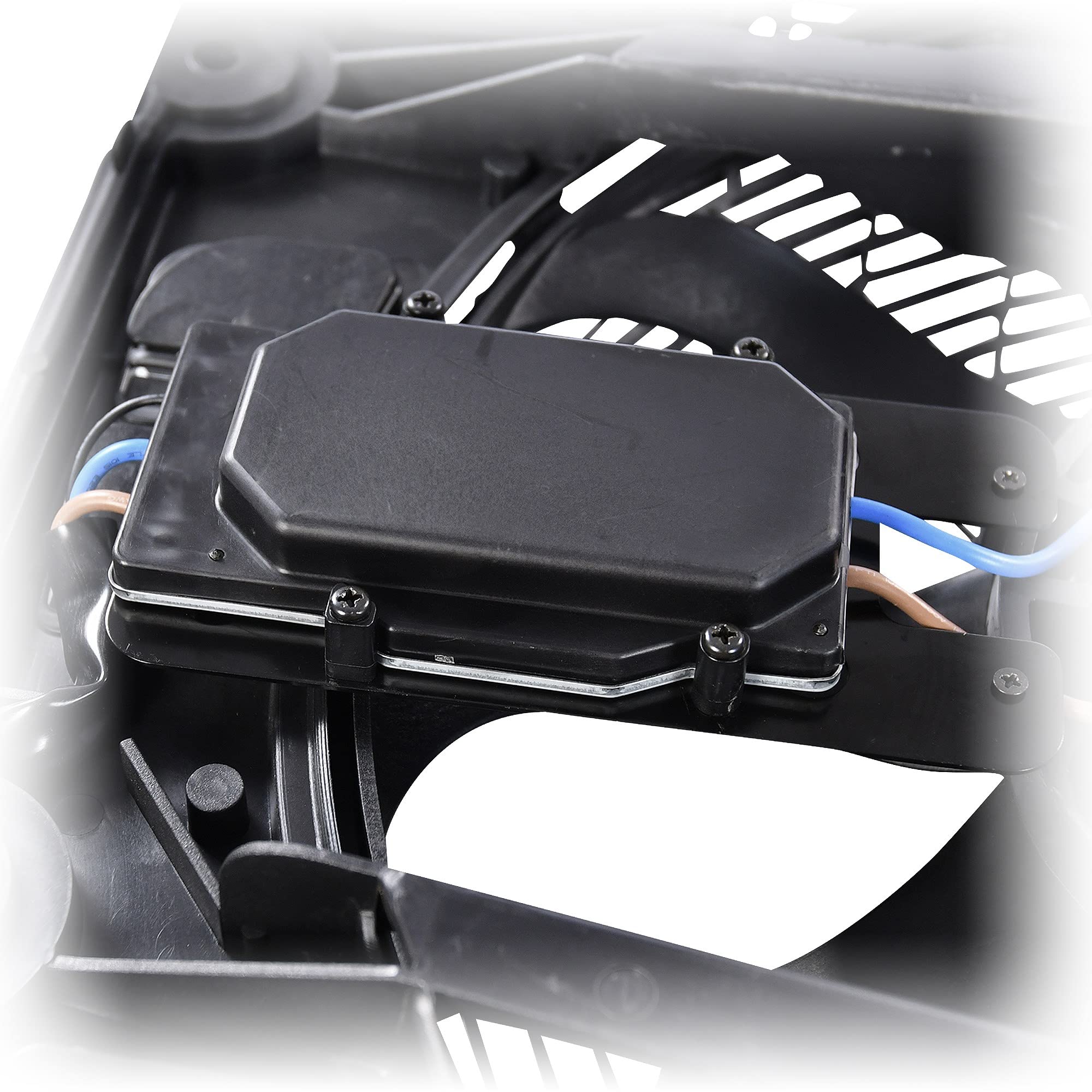 CONDENSATORE-ELETTRICO-VENTILATORE CONDIZIONATORE D'ARIA PER BMW SERIE 5 E39 ANNO 95-98