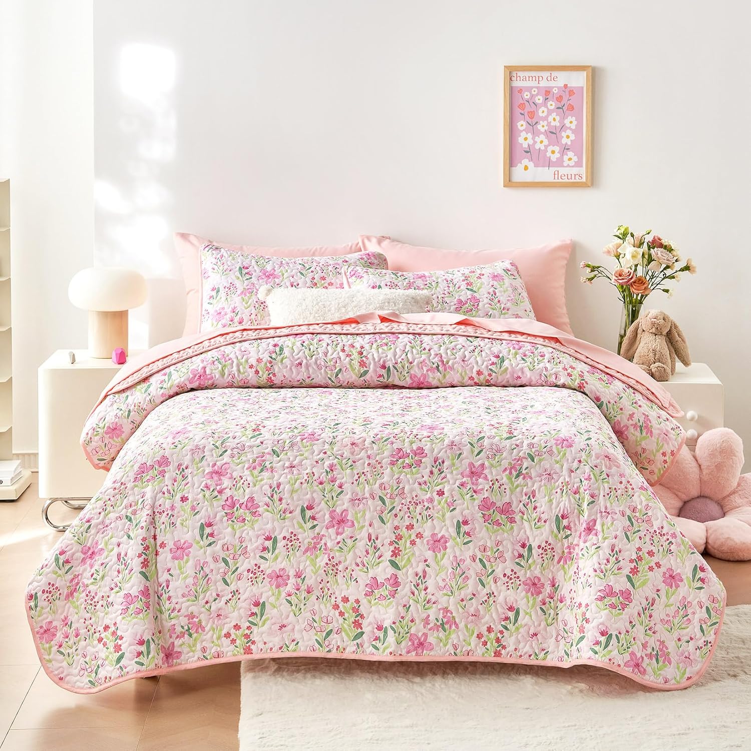 Wake In Cloud - Floral Quilt Set, Coquette Cottagecore Shabby Chic Flower for Women Teen Girls, Reversible Lightweight Bedspread Coverlet, 3 Pieces, Light Pink, Twin/Twin XL Size - Image 2