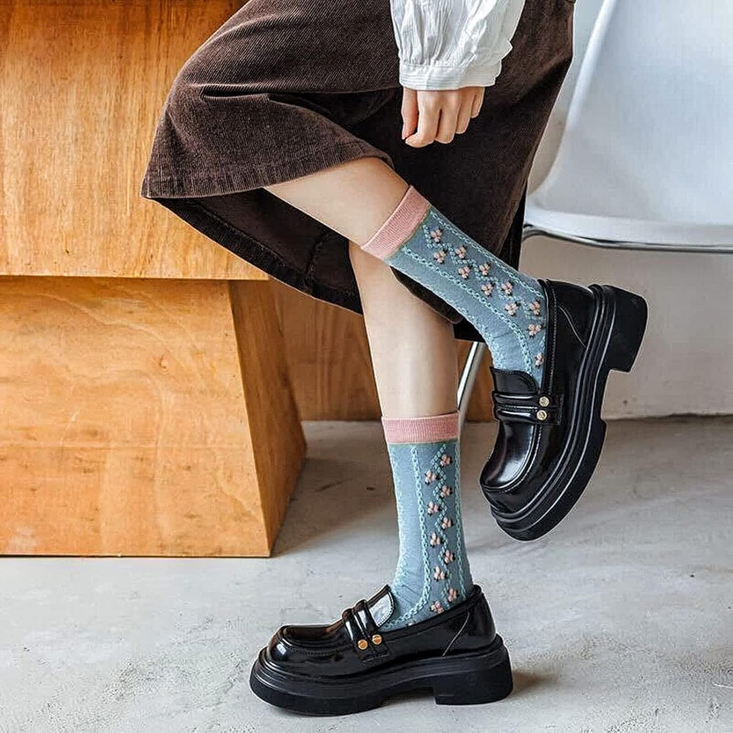 Casual Vintage Floral Cotton Socks for Women 4 Pairs Cute Ruffle Slouch Socks 5-9 for Teen Grils Above Ankle Athletic Socks (Tulip Series(4 Pairs)) - Image 3