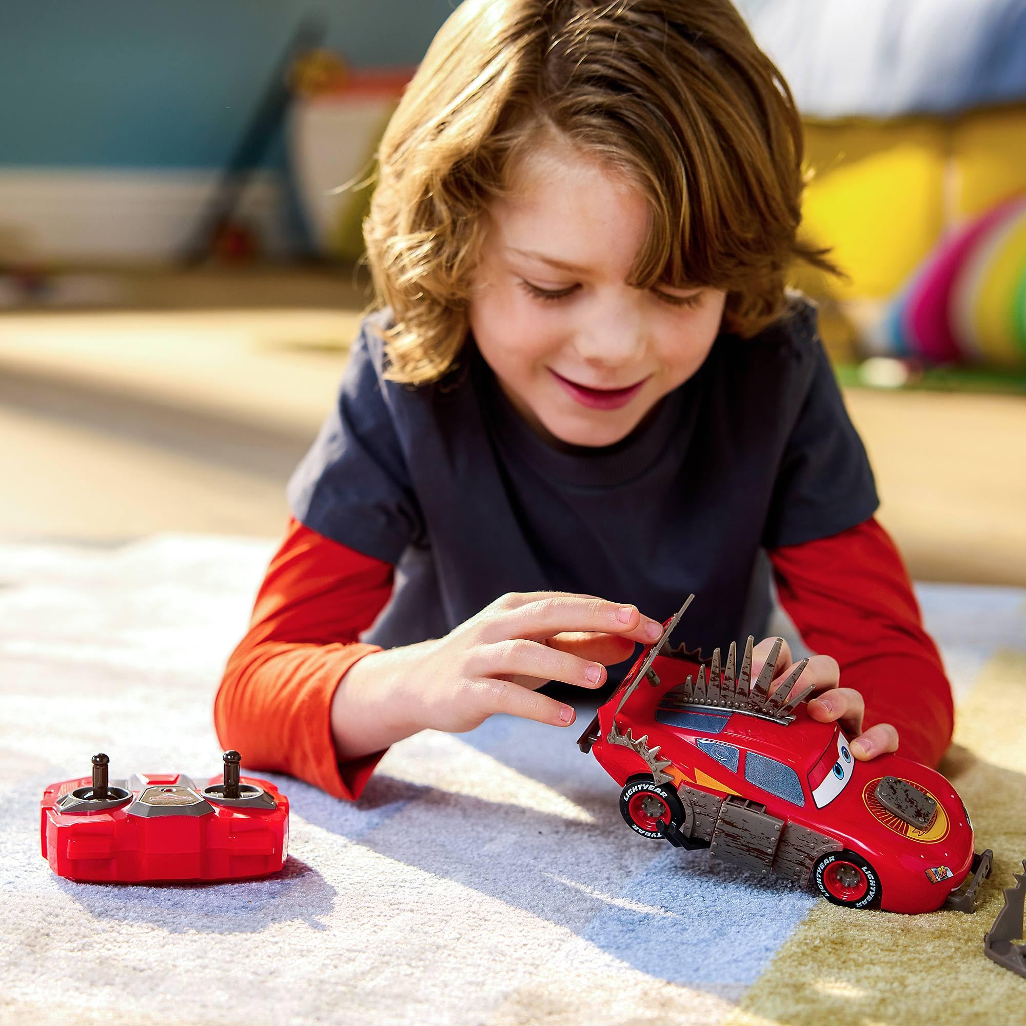 Disney Store Official Lightning McQueen Crash and Rebuild Remote Control Car for Kids Disney Pixar Cars, 15cm/6” - Image 2