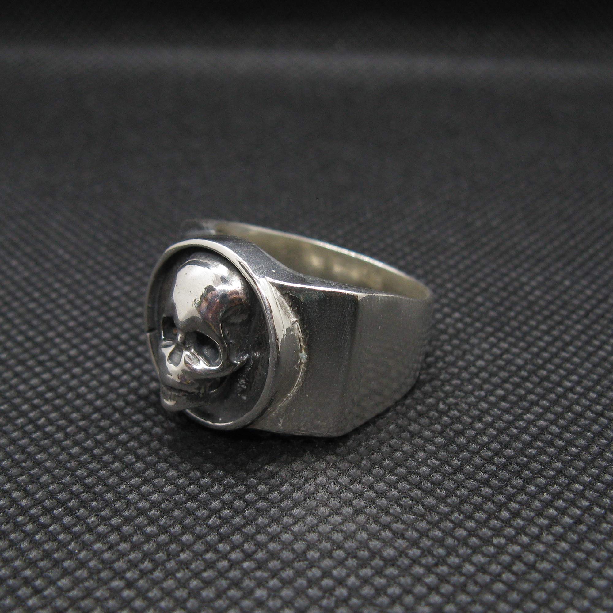 Anillo de plata esterlina para hombre con calavera maciza con sello de plata 925 R002019