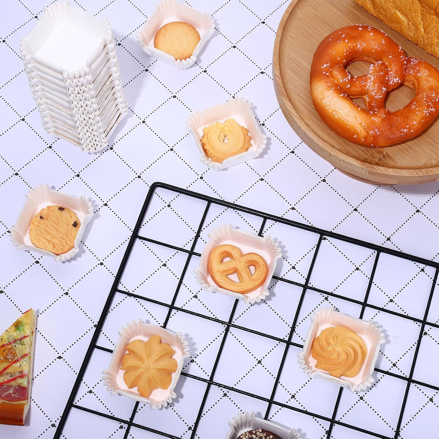 Whaline 500Pcs Square Mini Cupcake Liners Disposable Brownie Baking Cups White Cupcake Wrappers for Baby Shower Wedding Bridal Showers Birthday Party Decorations, White