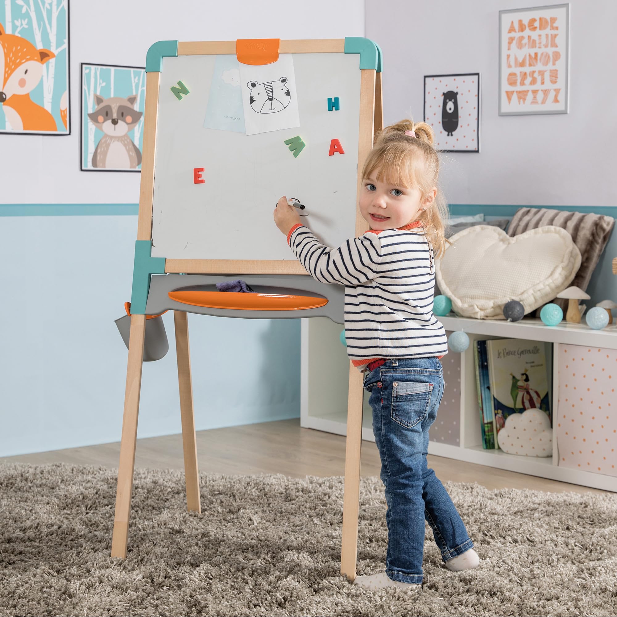 Smoby - Tableau Bois - Double Face Blanche Magnétique + Ardoise Craie - Pliable - 80 Accessoires Inclus - 72 Lettres et Chiffres Magnétiques - A Partir de 3 Ans
