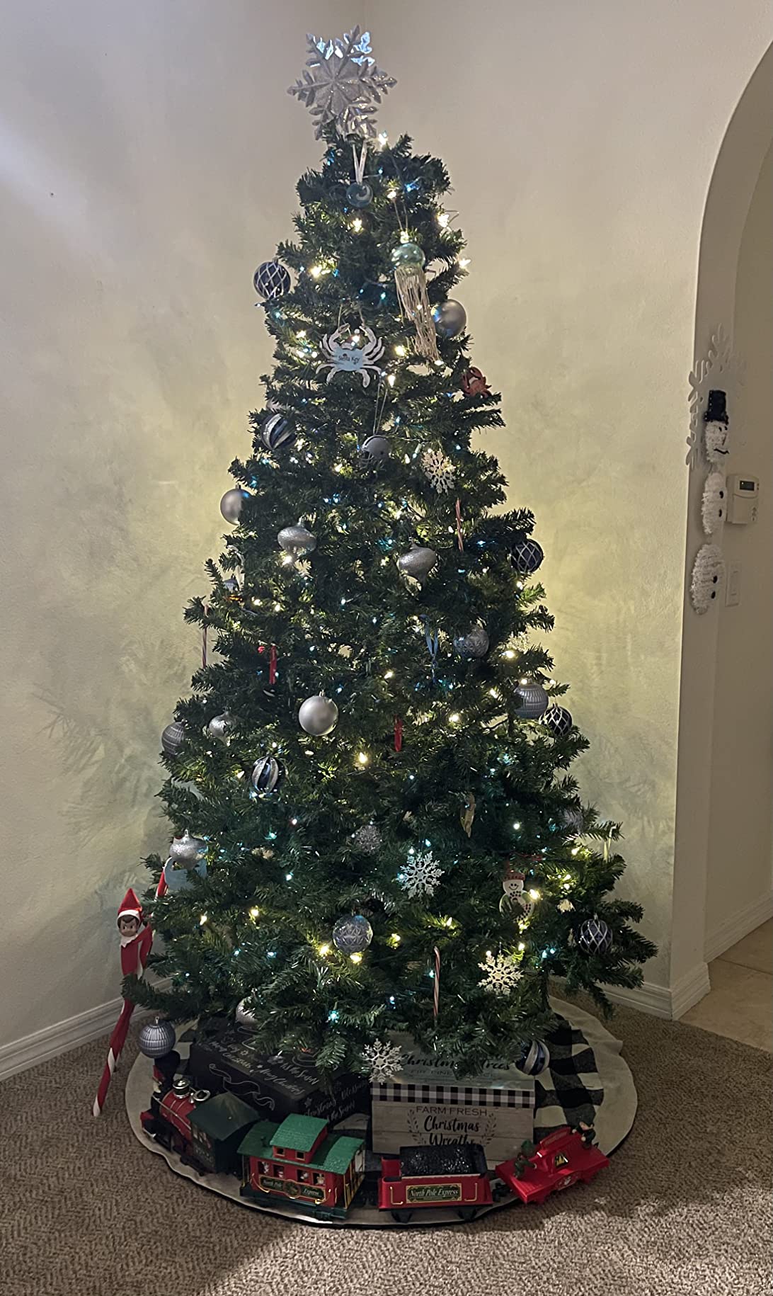 25/mo Finance Best Choice Products 9ft Premium Spruce Artificial Holiday Christmas Tree for