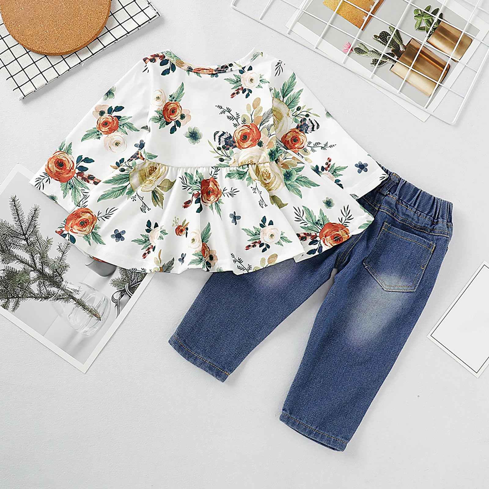 Conjunto de Dos Piezas de Primavera y otoño para niños pequeños Jeans de Color sólido con Estampado de Flores y Dobladillo Ancho con Volantes para niñas Traje De Baño De Mujer Entero