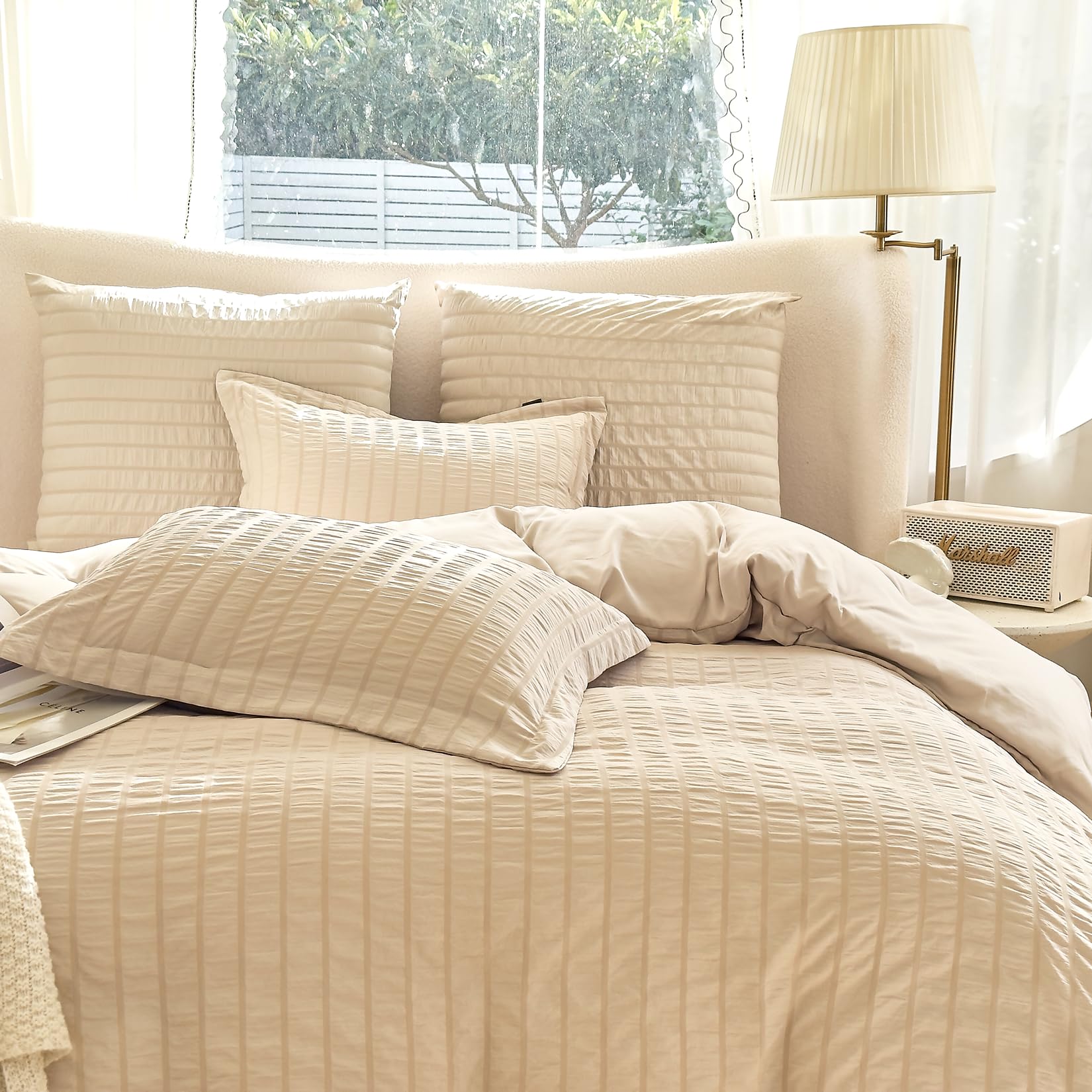 Seersucker Bettwäsche 200x200 Beige Streifen Atmungsaktive Mikrofaser Bügelfreie Bettwäsche 3 Teilig Set mit Reißverschluss Kühl und Komfortabel für Sommer Doppelbett