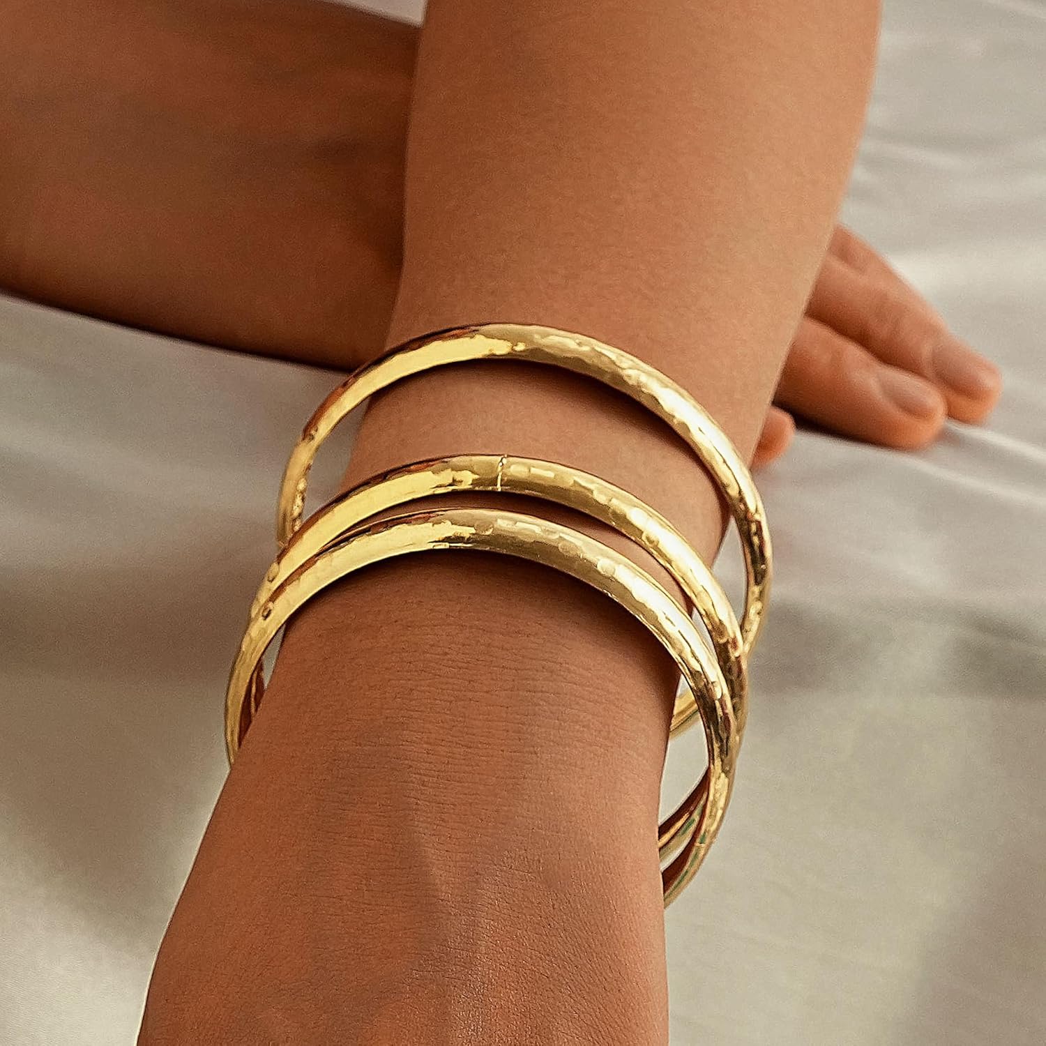 MXUHUI 3PCS Chunky Gold Bangle Bracelets for Women Trendy Wide Wrist Cuff Bracelets Stack Statement Bangle Fashion Jewelry Gift - Image 4