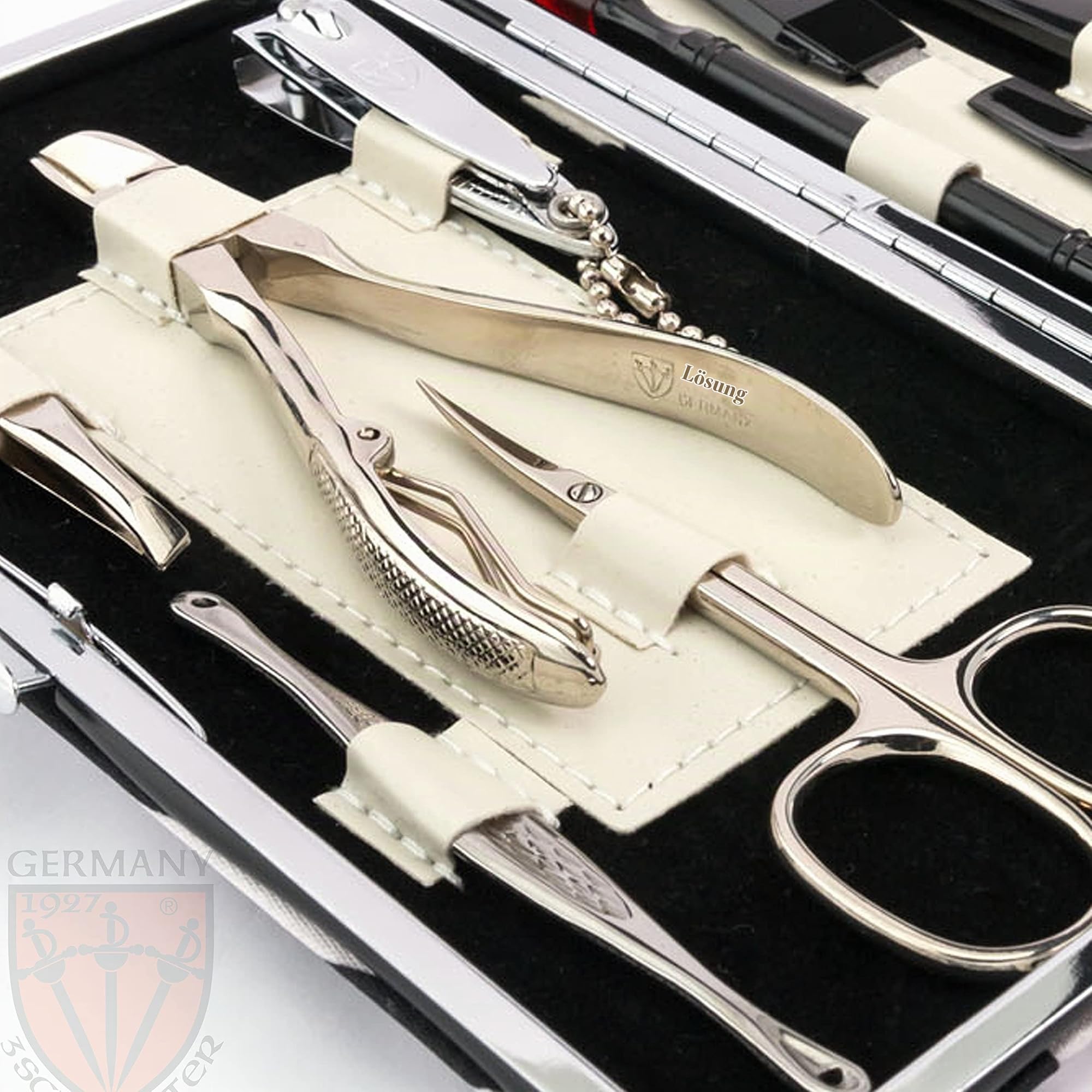 DREI SCHWERTER Germany Maniküreset Nagel Set 'Treviso' - 11-tlg. aus Textil im Zebralook, edles Rahmentui, Inhalt: Nagelzange, Hautschere, Pinzette, Saphirnagelfeile und vieles mehr!