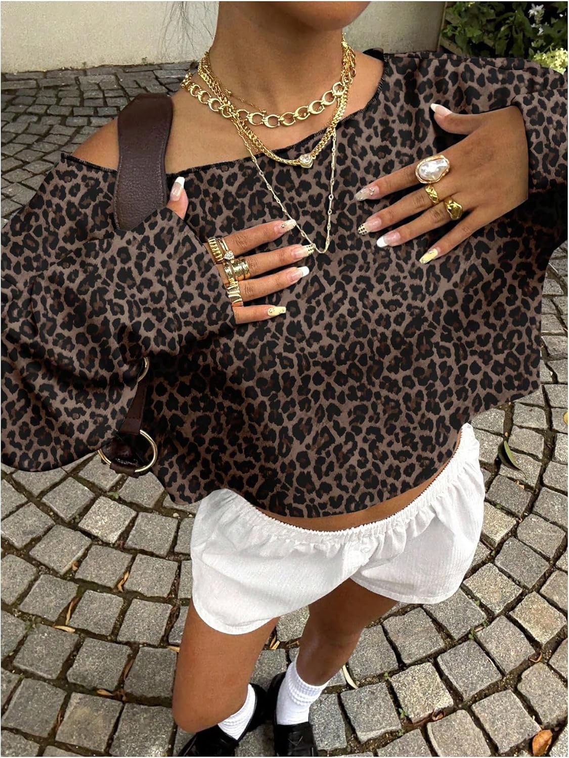 SweatyRocks Women's Off The Shoulder Crop Top Sweatshirts Long Sleeve Loose Leopard Pullovers - Image 5